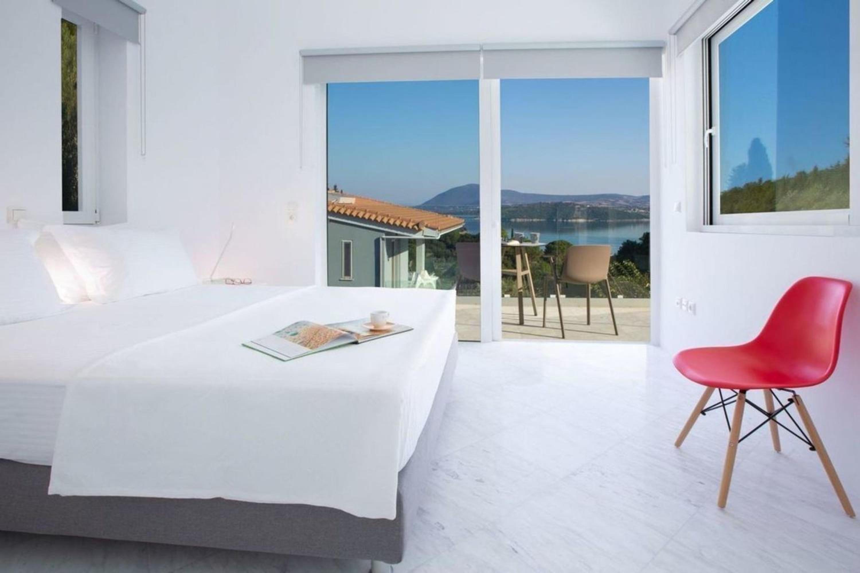 Villa with Sea View photo 3
