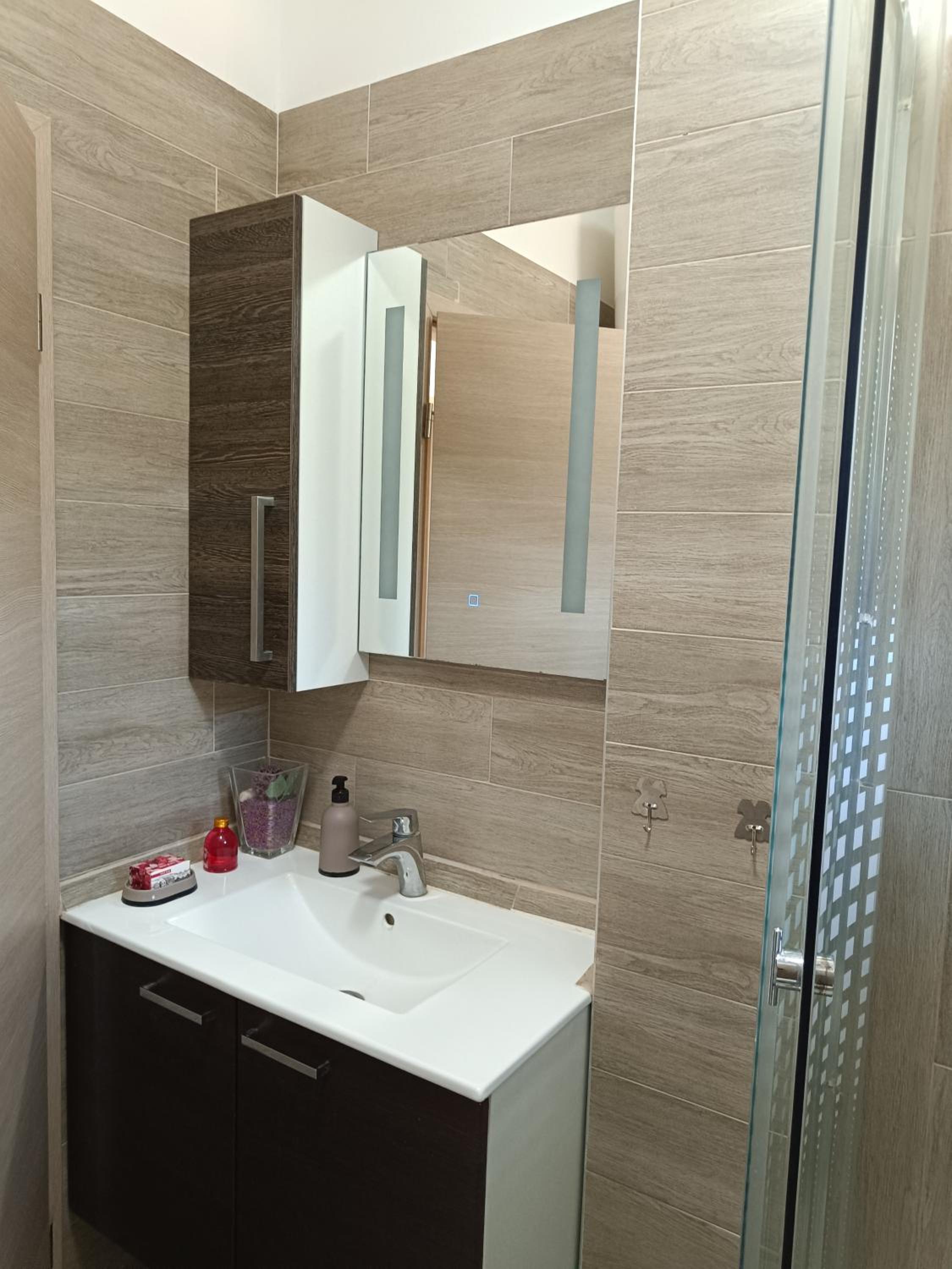 Apartment - Photo 27