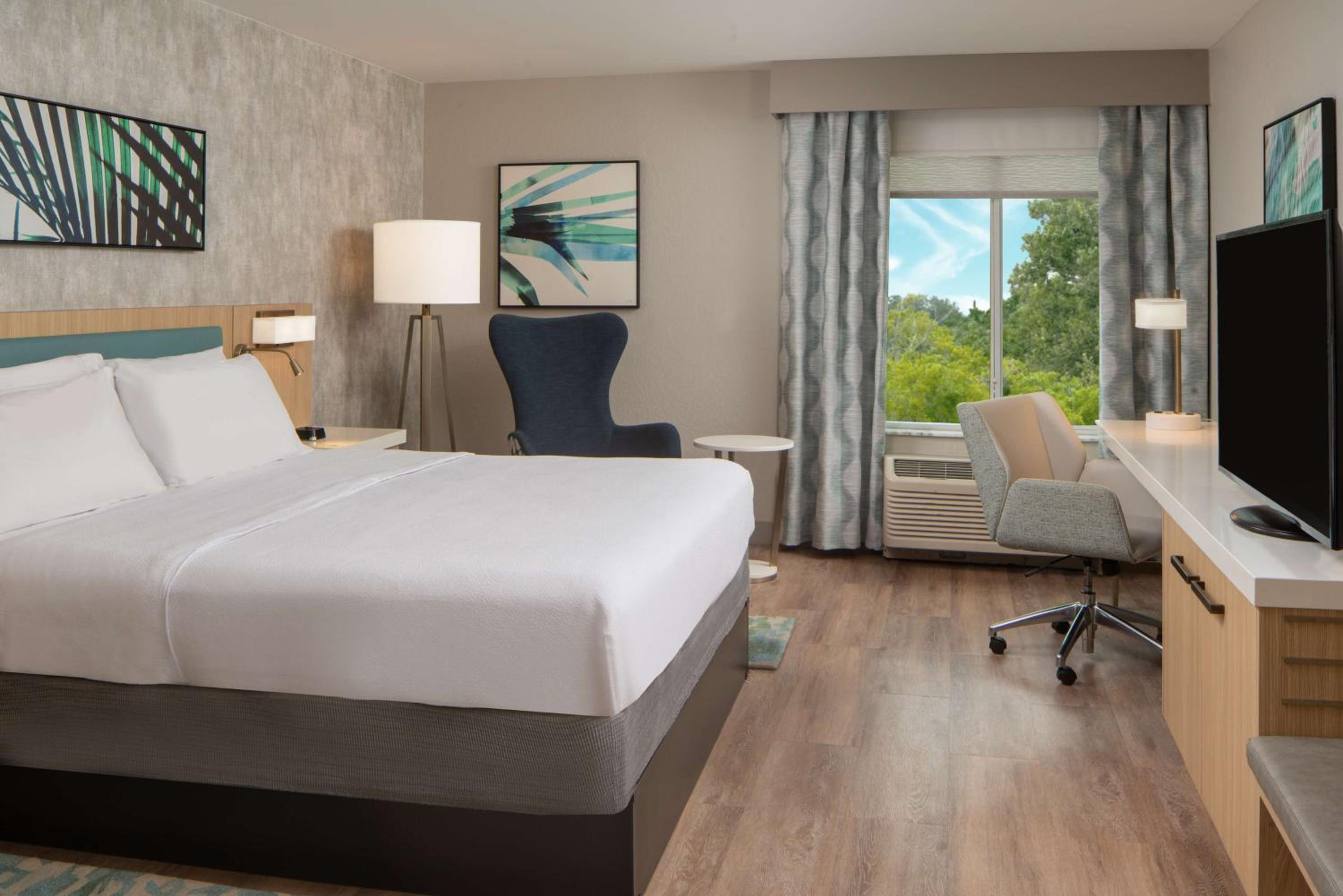 Available room