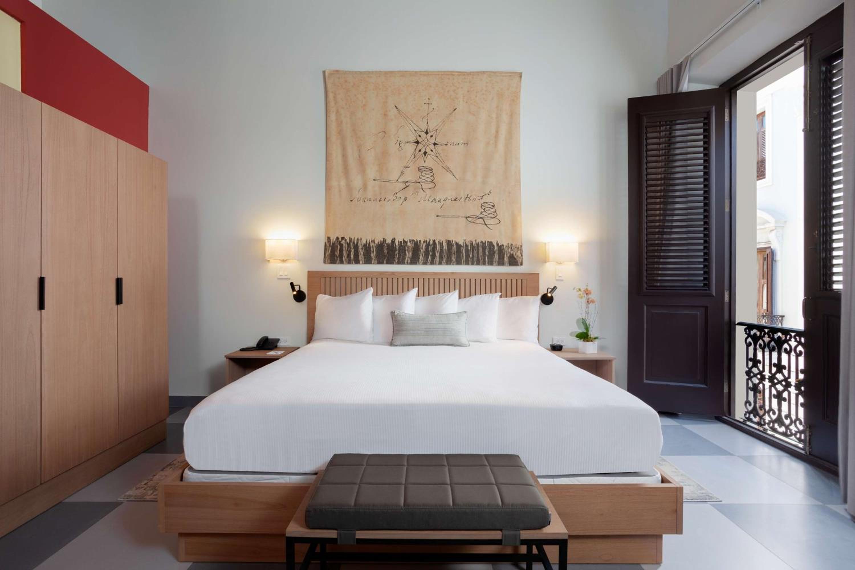 Chancelor King Room - Photo 1