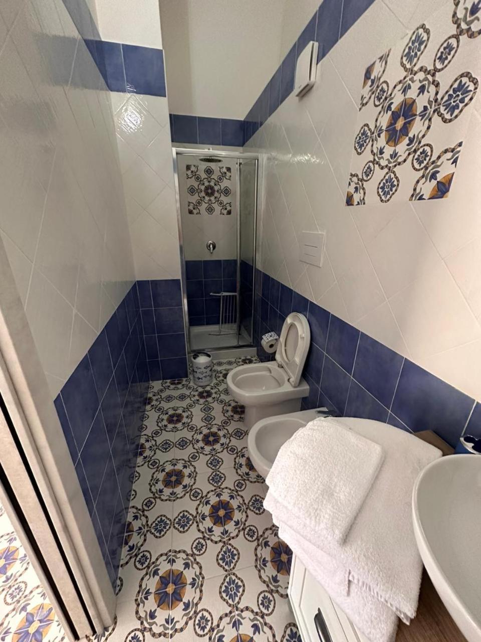 Triple Room with Private Bathroom photo 3