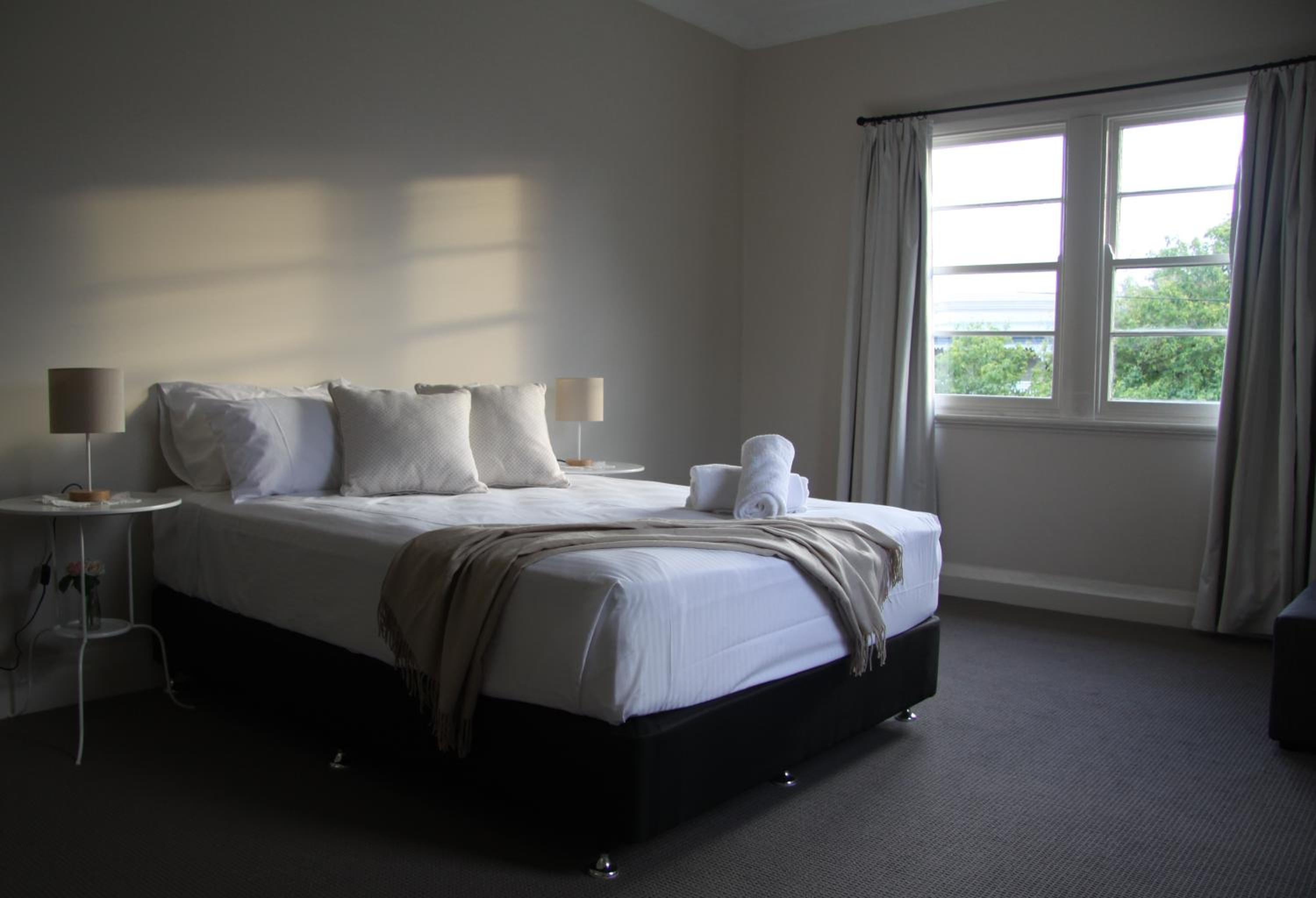 Apartment 4 photo 1