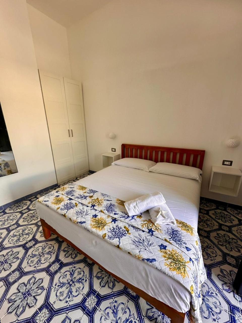Triple Room with Private Bathroom photo 1