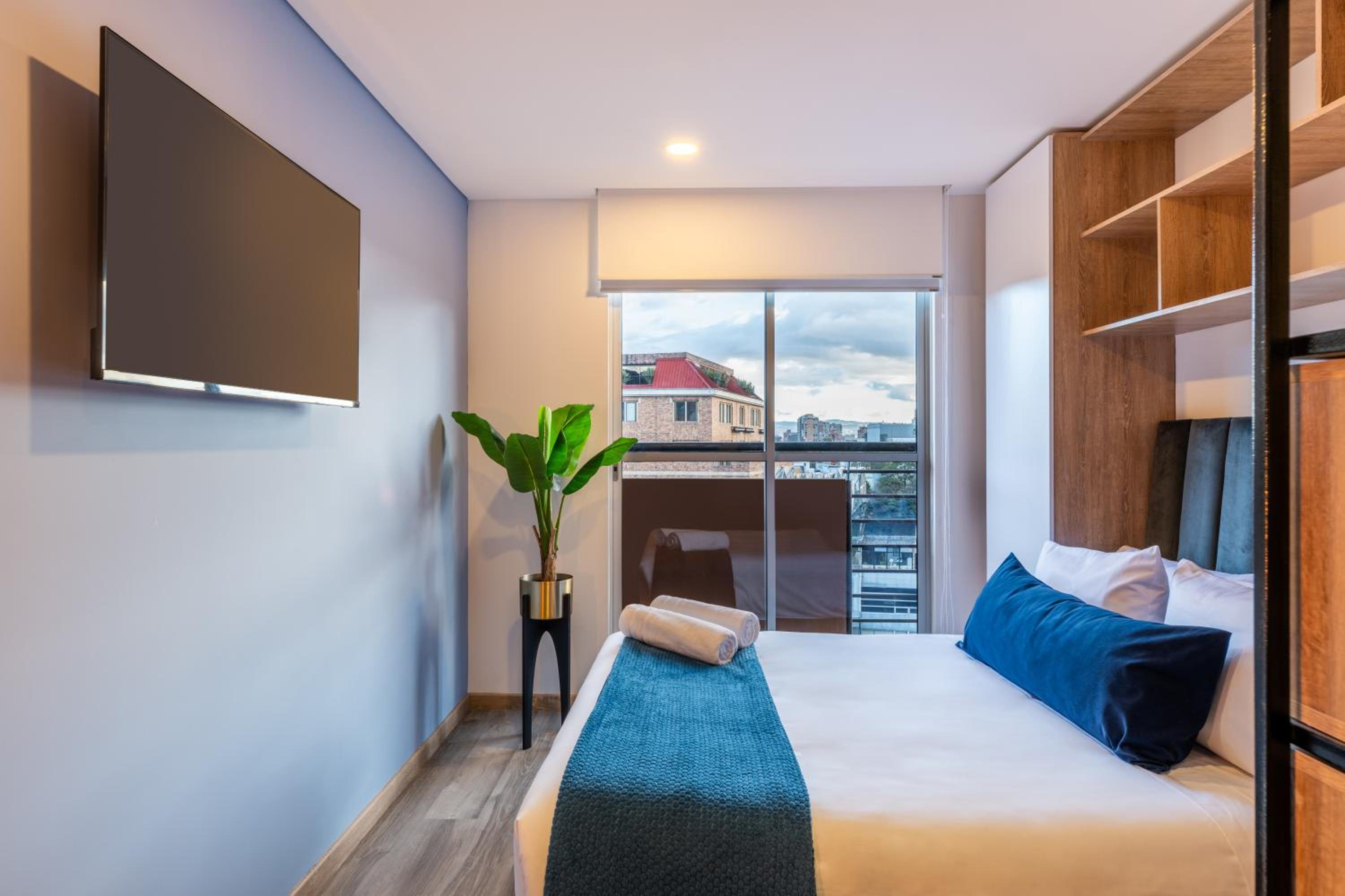 Apartment with City View