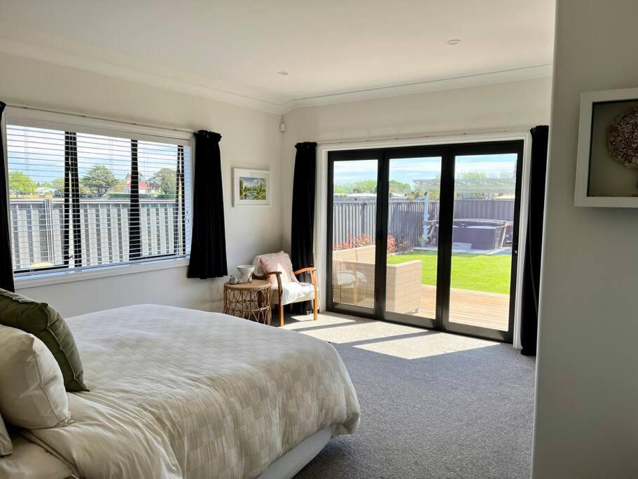 Four-Bedroom House photo 2
