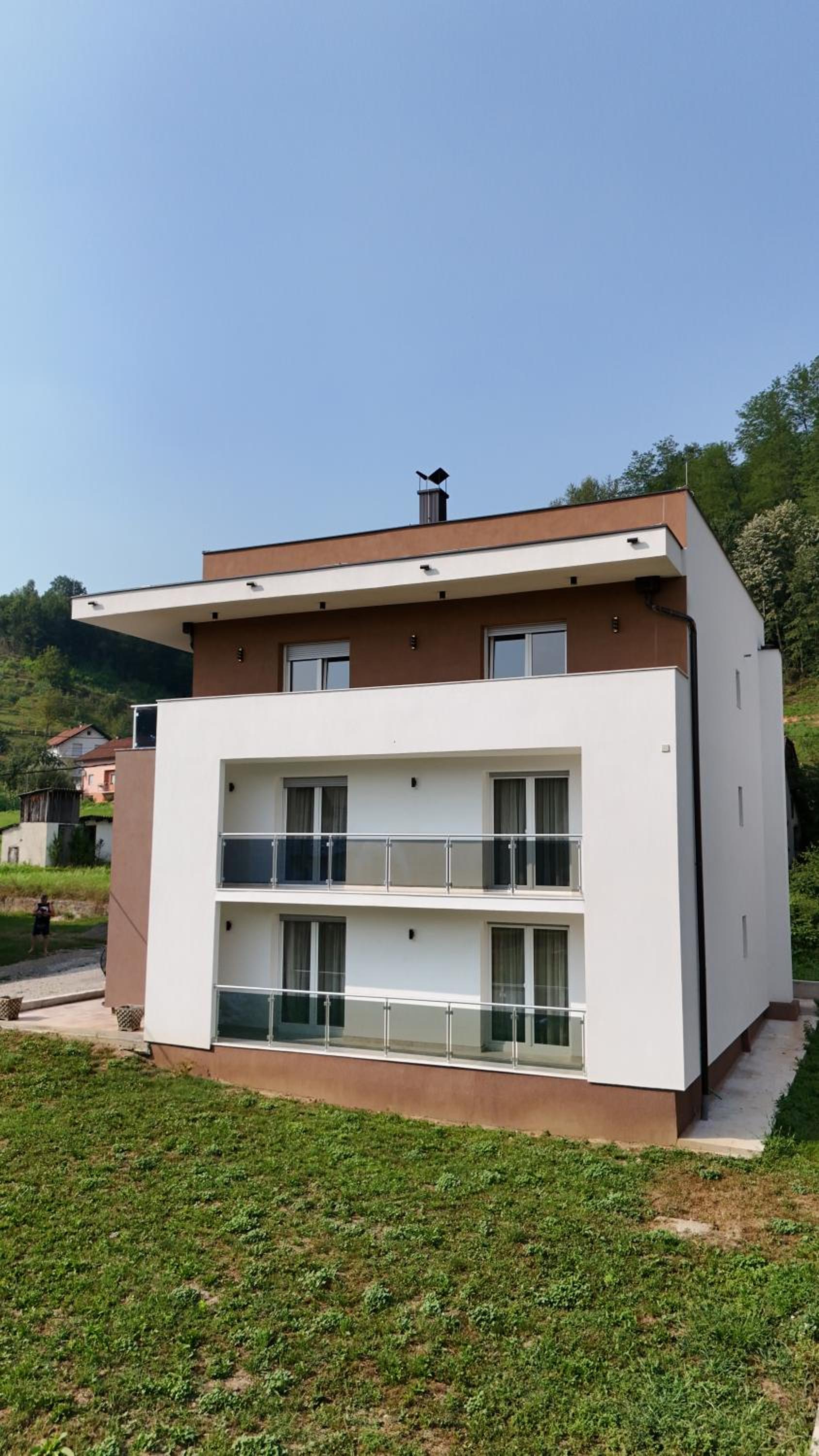 One-Bedroom Apartment with Balcony photo 3