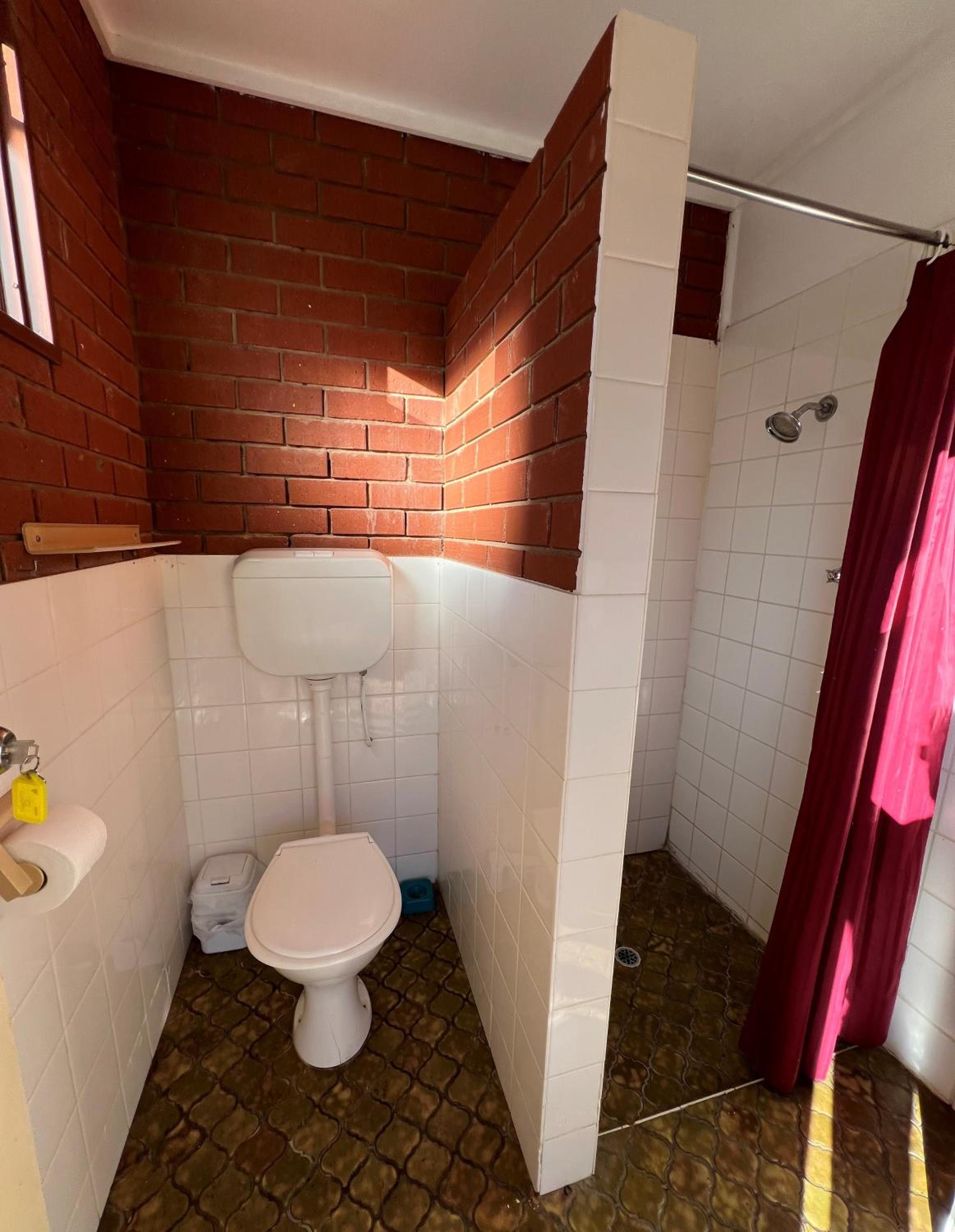 Standard Double or Twin Room - Photo 3