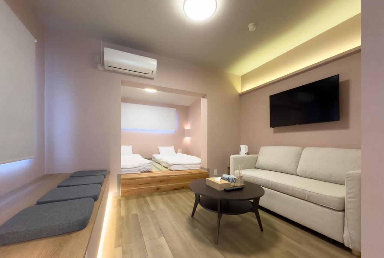 Studio with Sofa Bed