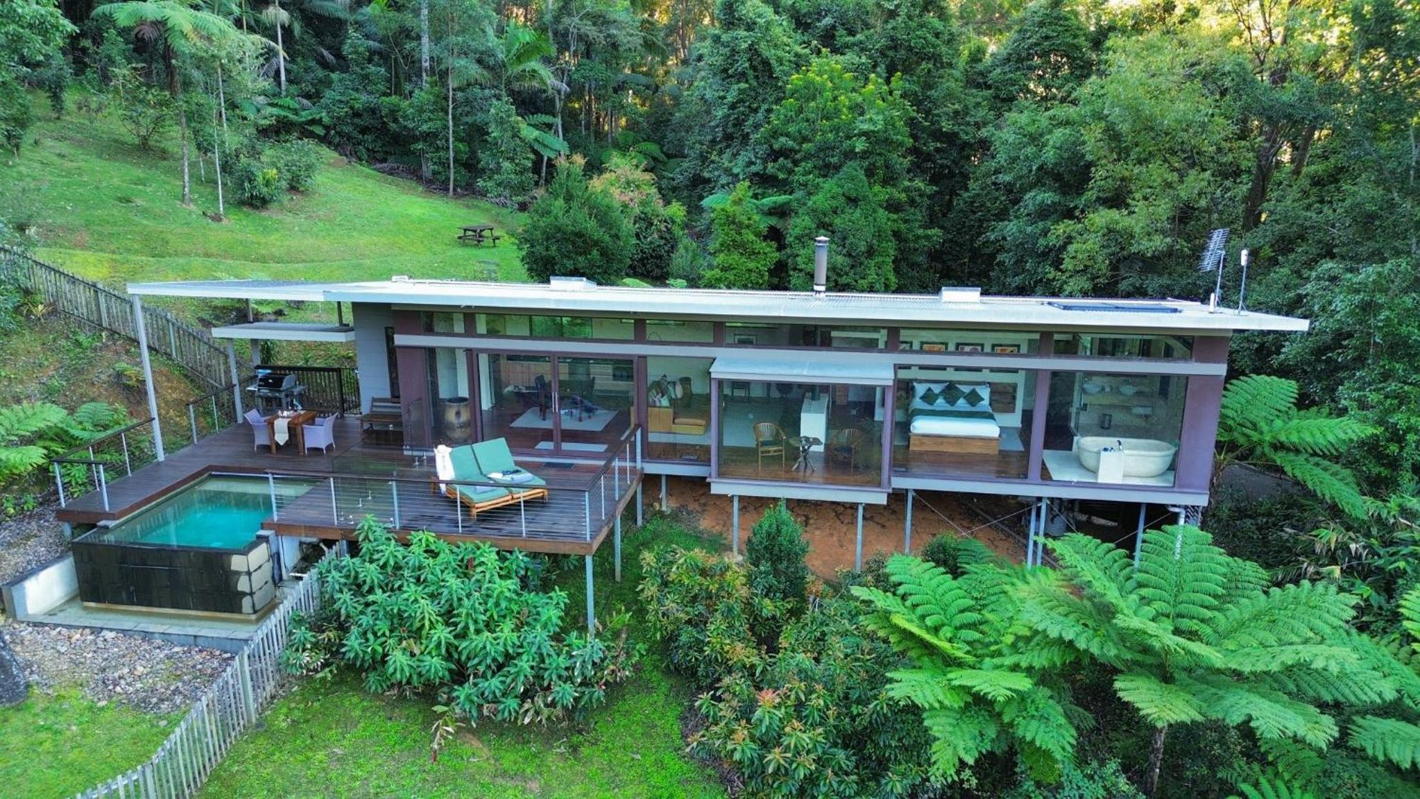 Luxury Villa with Private Pool photo 2