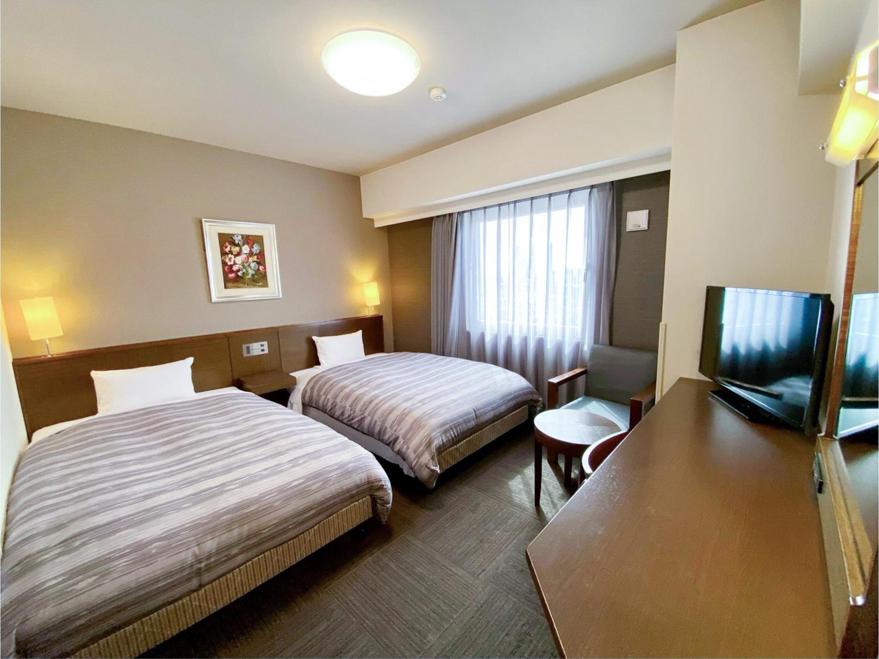 Twin Room - Smoking - Photo 1