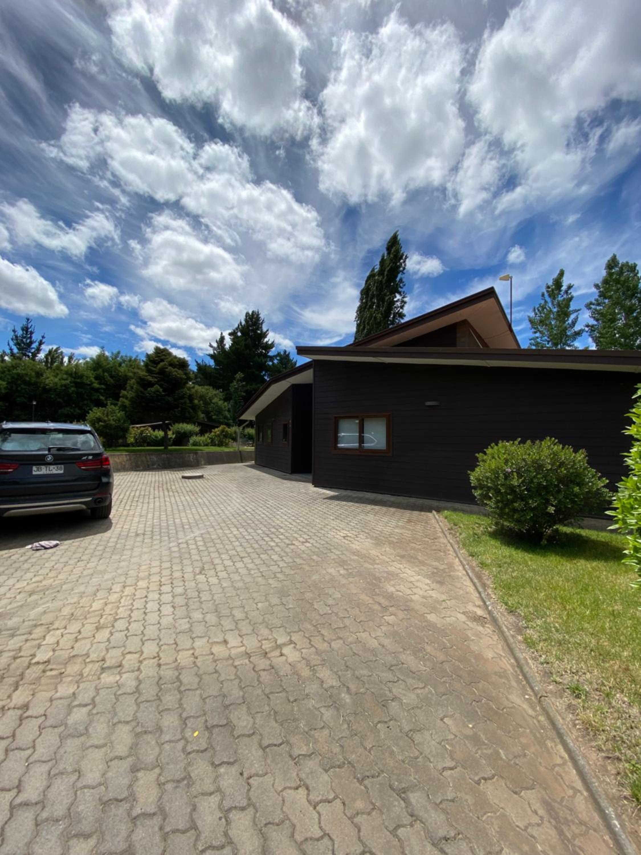 Four-Bedroom House photo 1