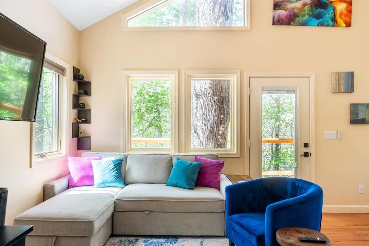 One-Bedroom House photo 1