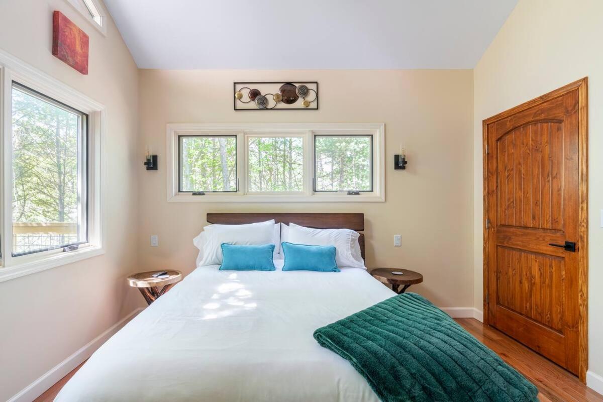 One-Bedroom House photo 3