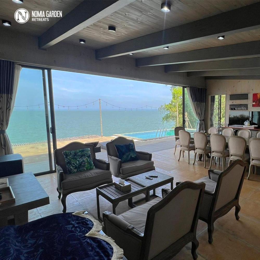 Two-Bedroom Villa - Photo 3