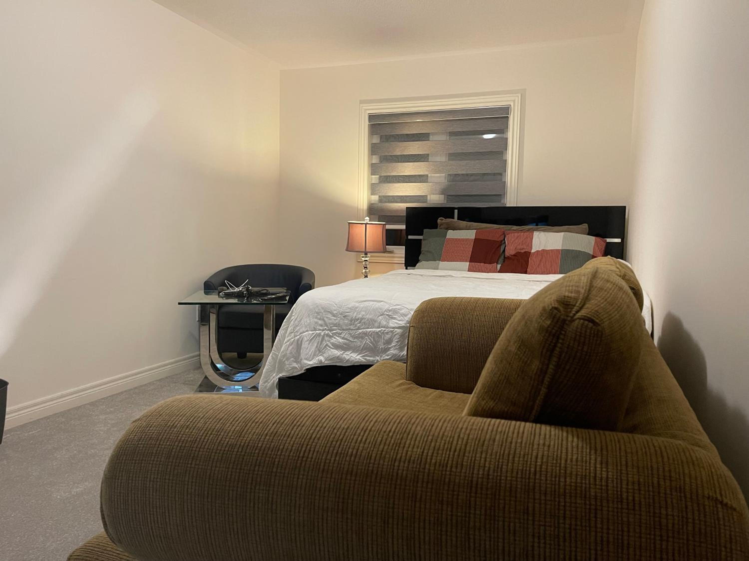 Family Room With Private Bathroom photo 1