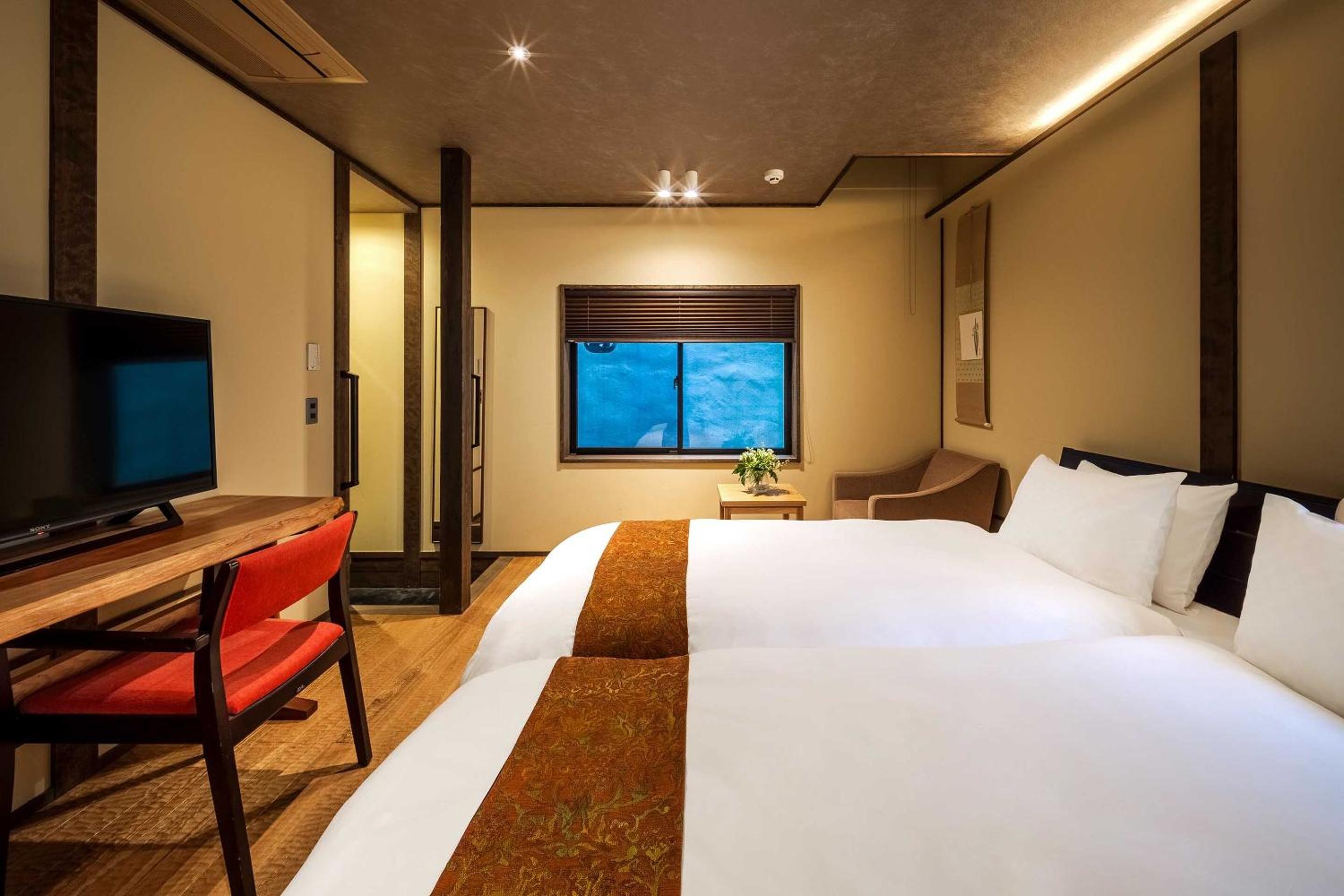 Superior Twin Room photo 3