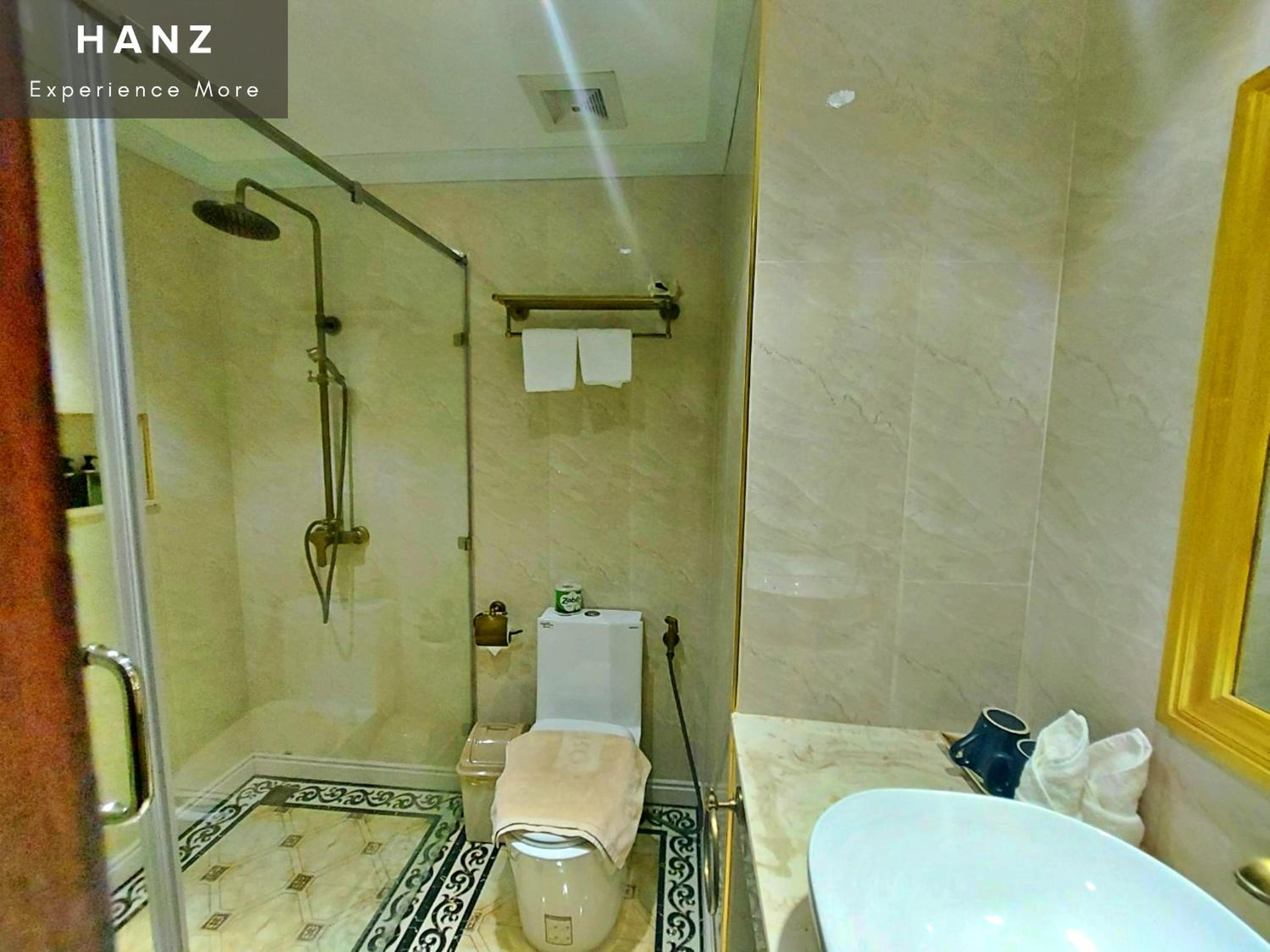 Twin Room - Photo 1