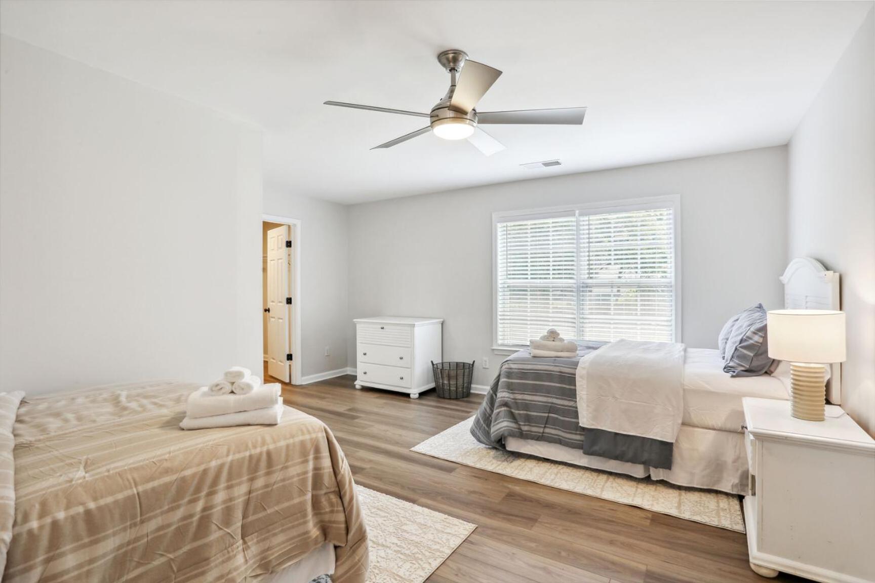 Four-Bedroom House photo 2