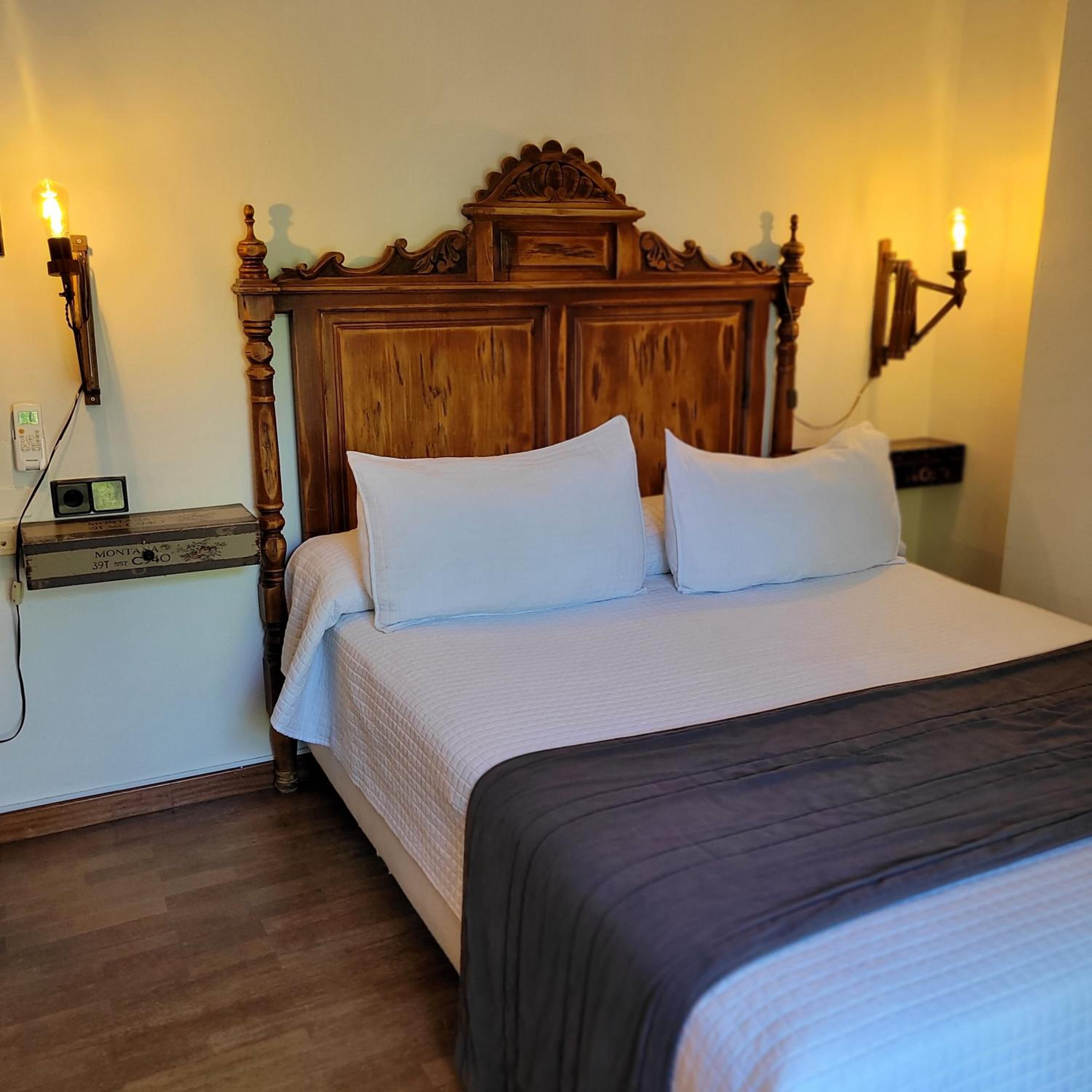Double Room with Garden View - Photo 8