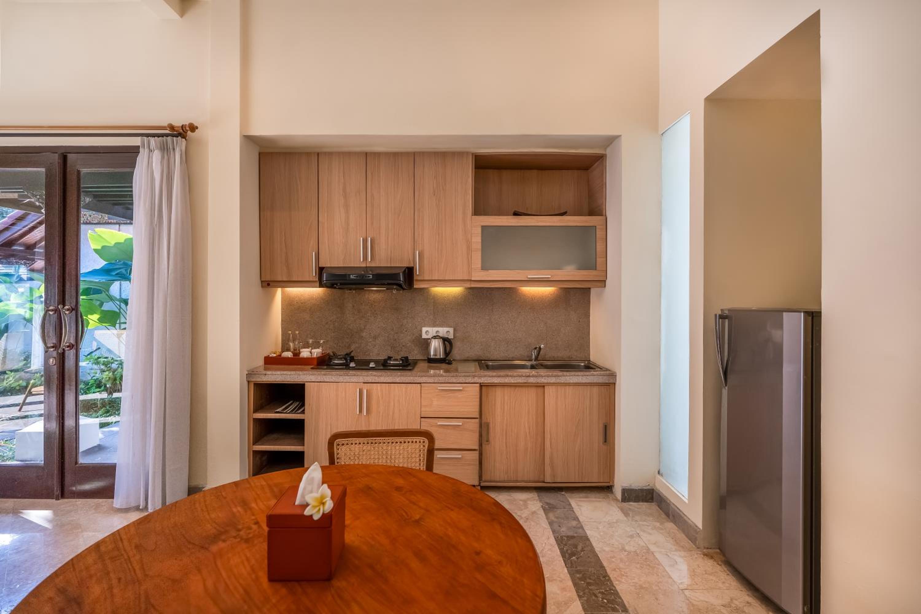 One-Bedroom Oberoi Pool Villa with 1x Airport Transfer photo 2