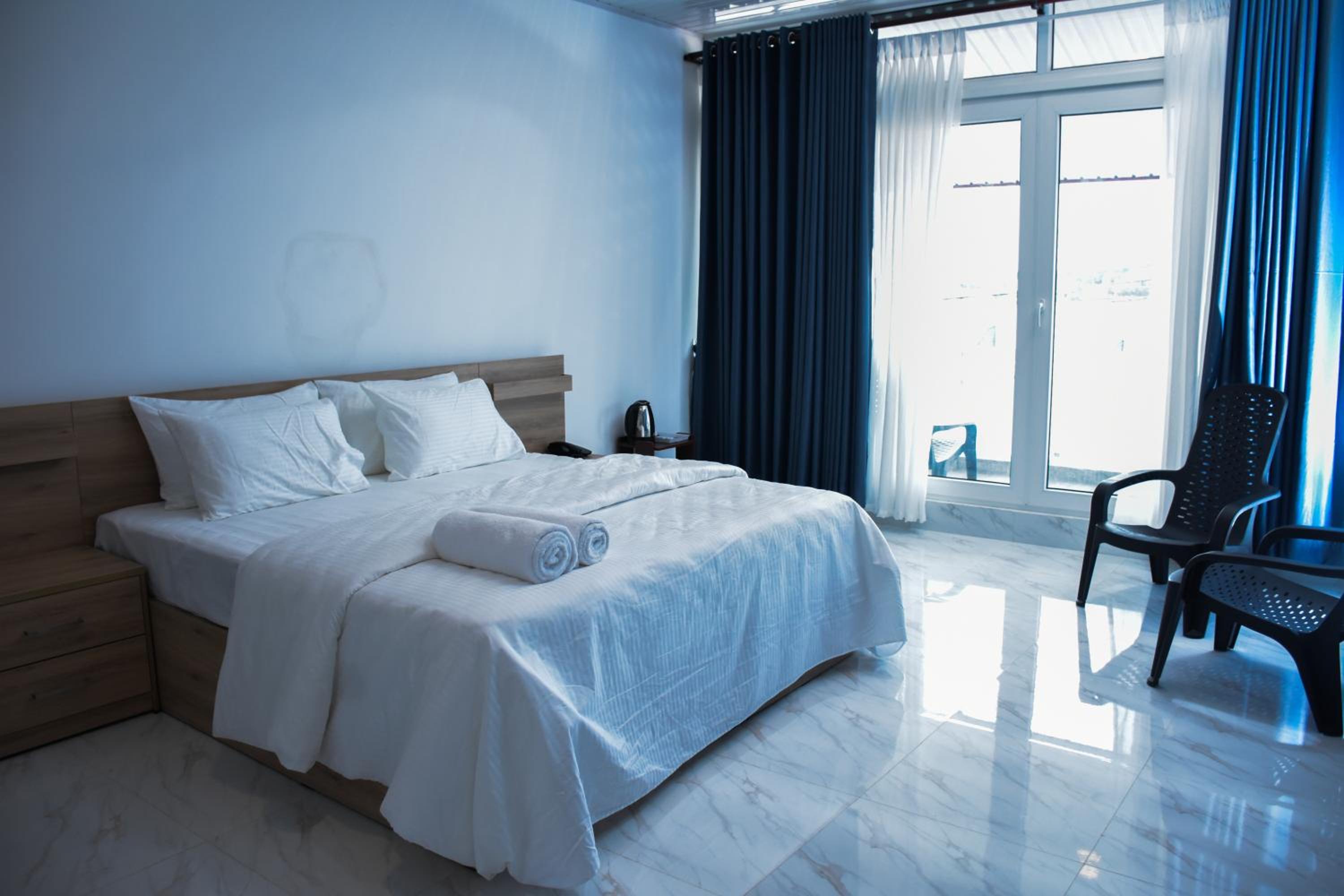 Deluxe Double Room with Balcony and Sea View photo 2