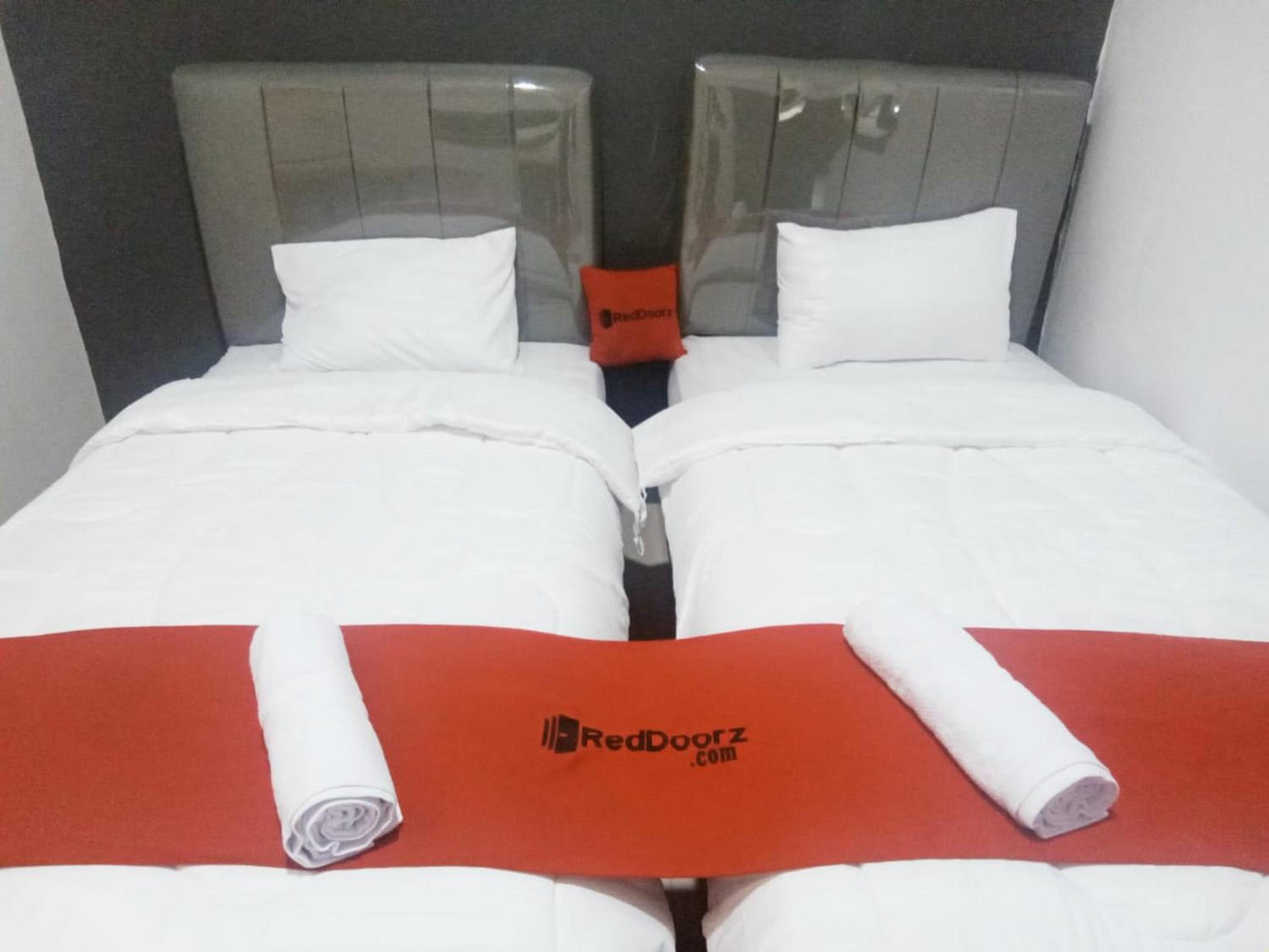 Standard Twin Room photo 3