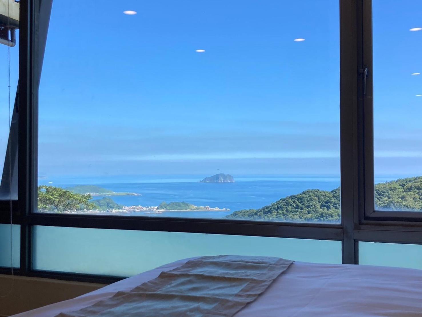 Apartment with Sea View photo 2