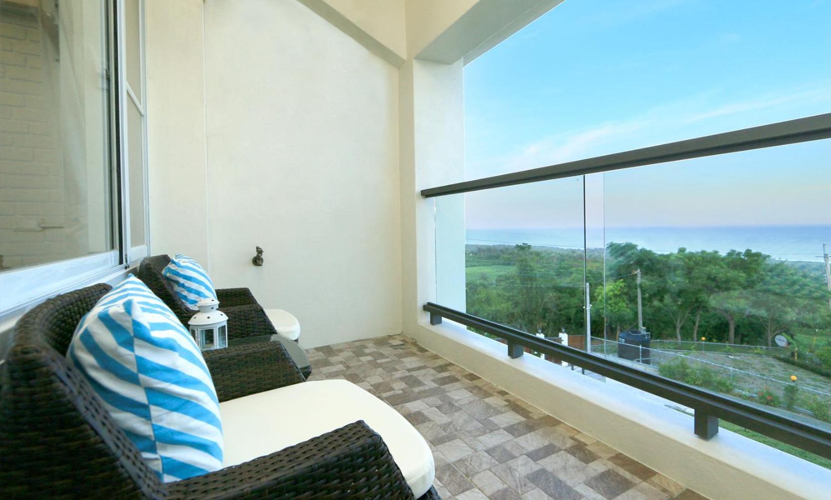 Double Room with Balcony and Sea View photo 3