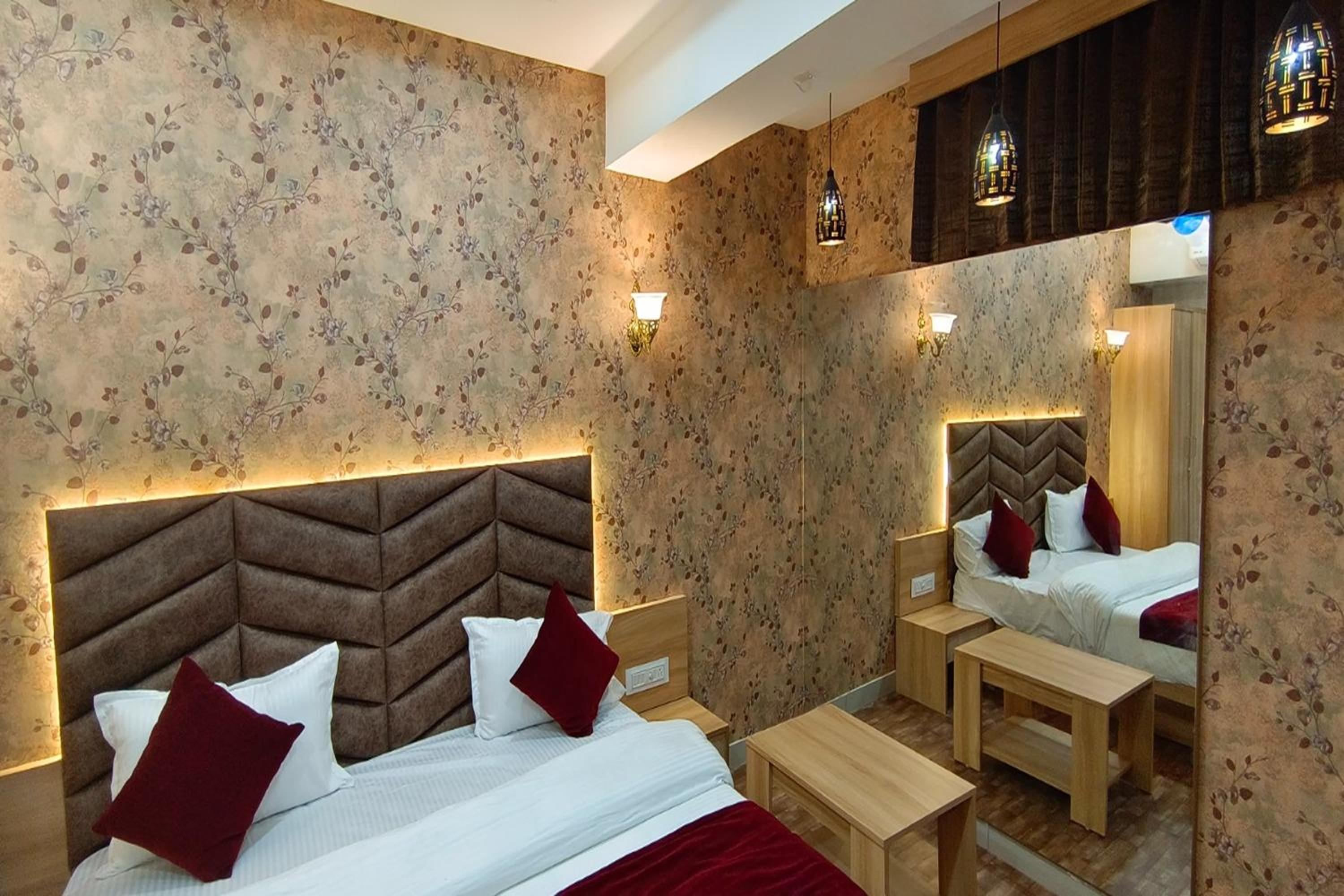 Suite - Photo 2