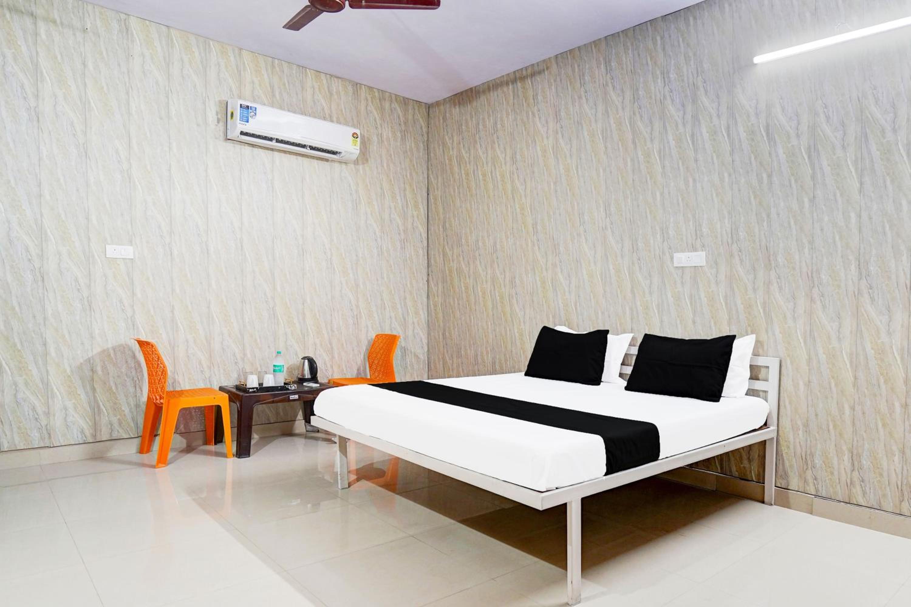 Classic Triple Room photo 2