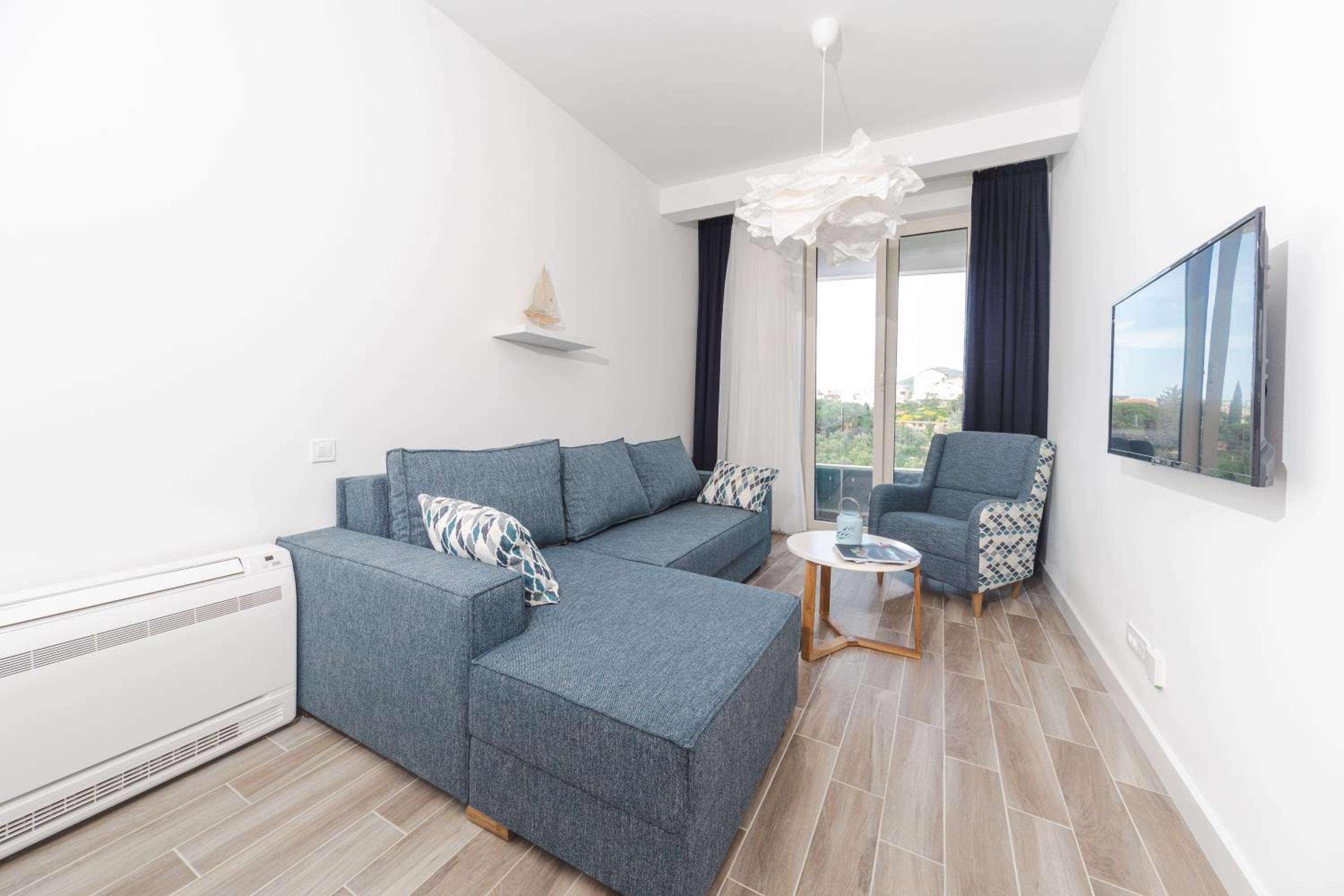 Apartment with View and Balcony photo 1