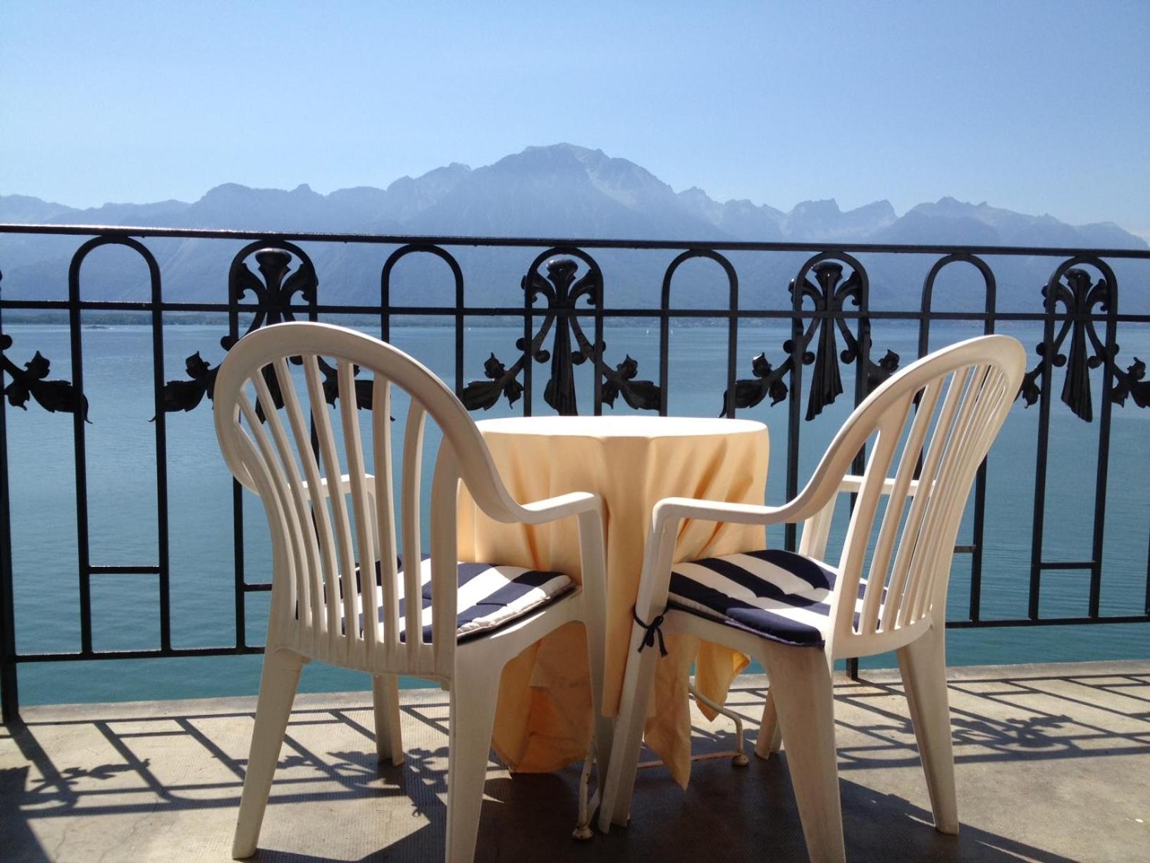 Standard Double Room with Balcony and Lake View - Photo 1