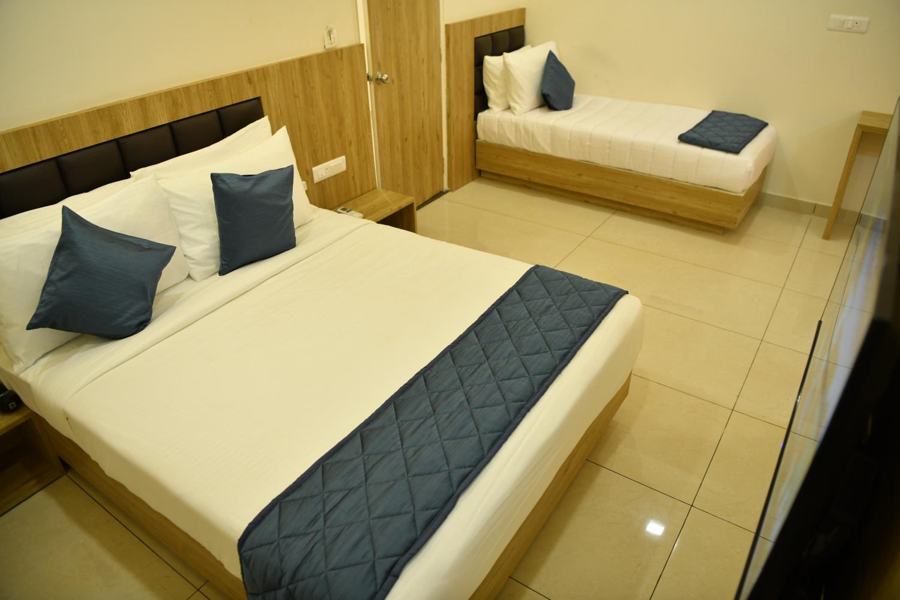 Triple Room with Private Bathroom