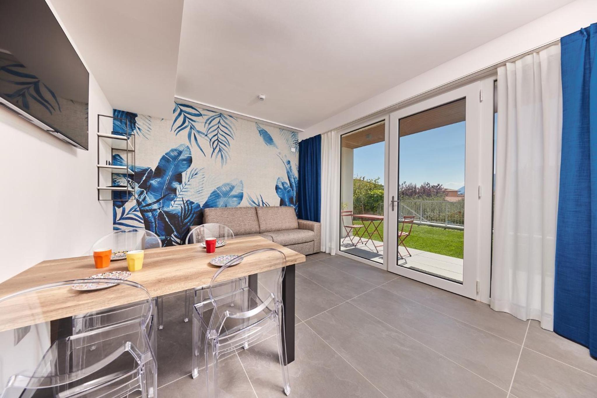Suite with Garden View