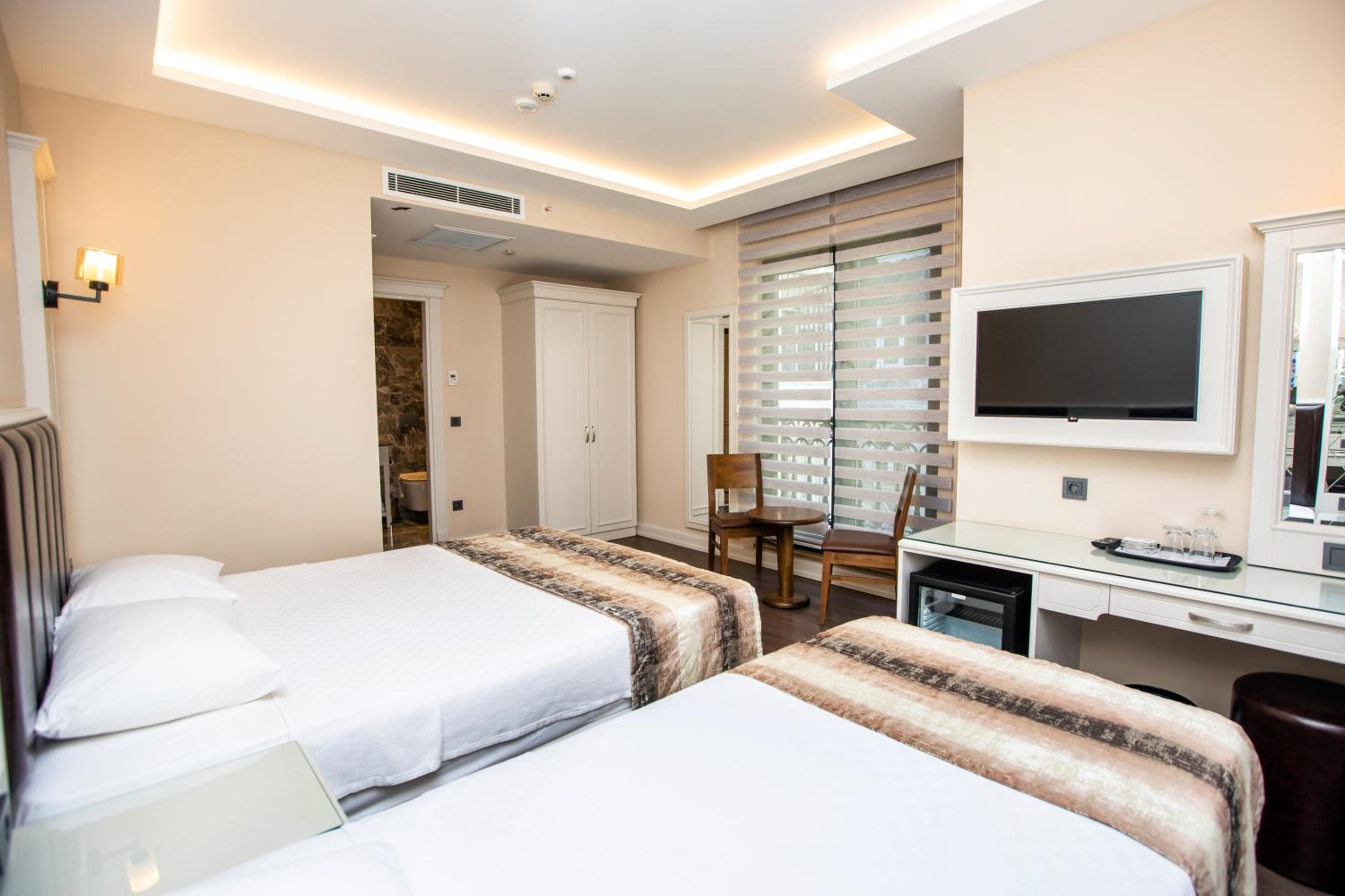 Standard Double Room photo 1