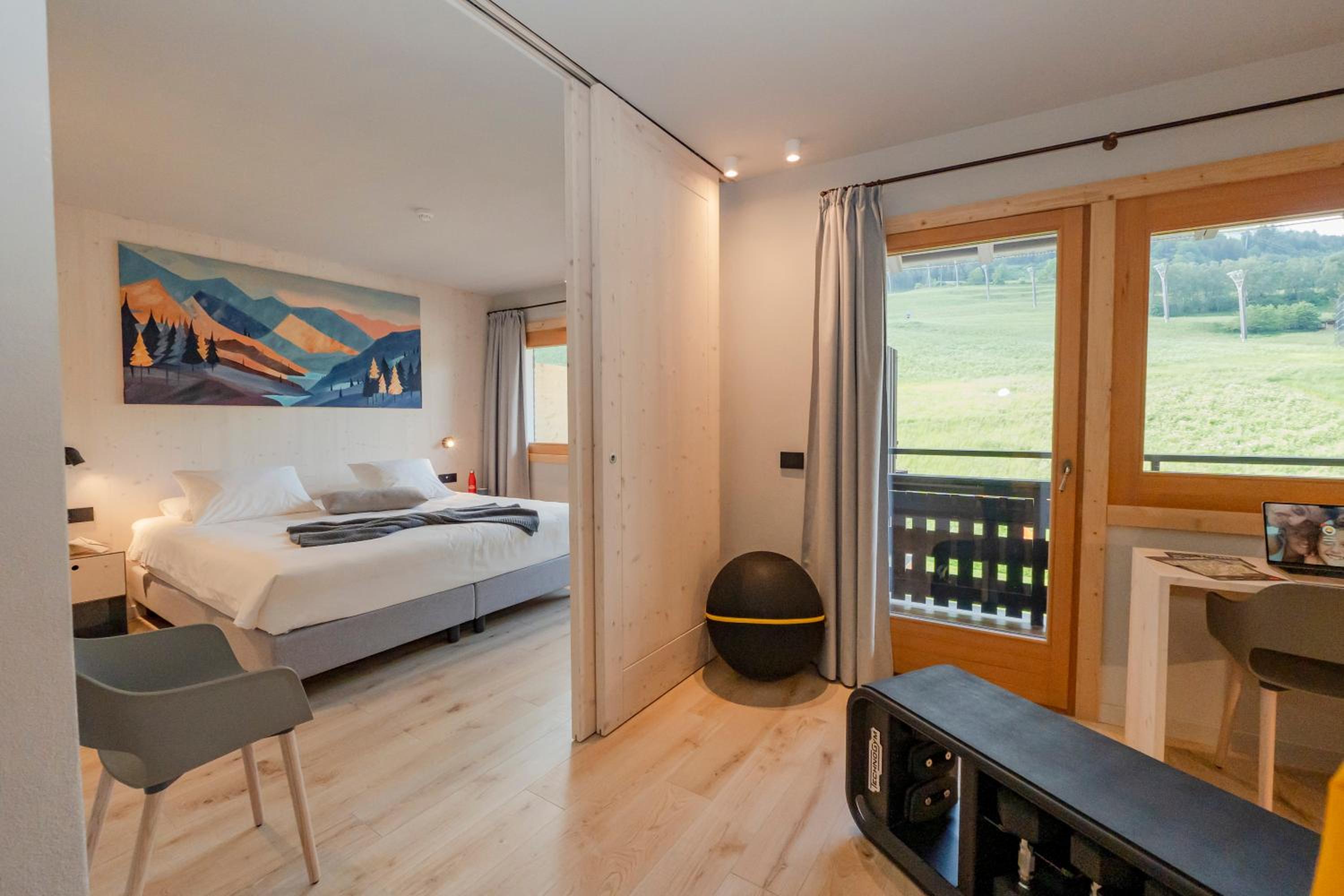 Suite with Balcony photo 1