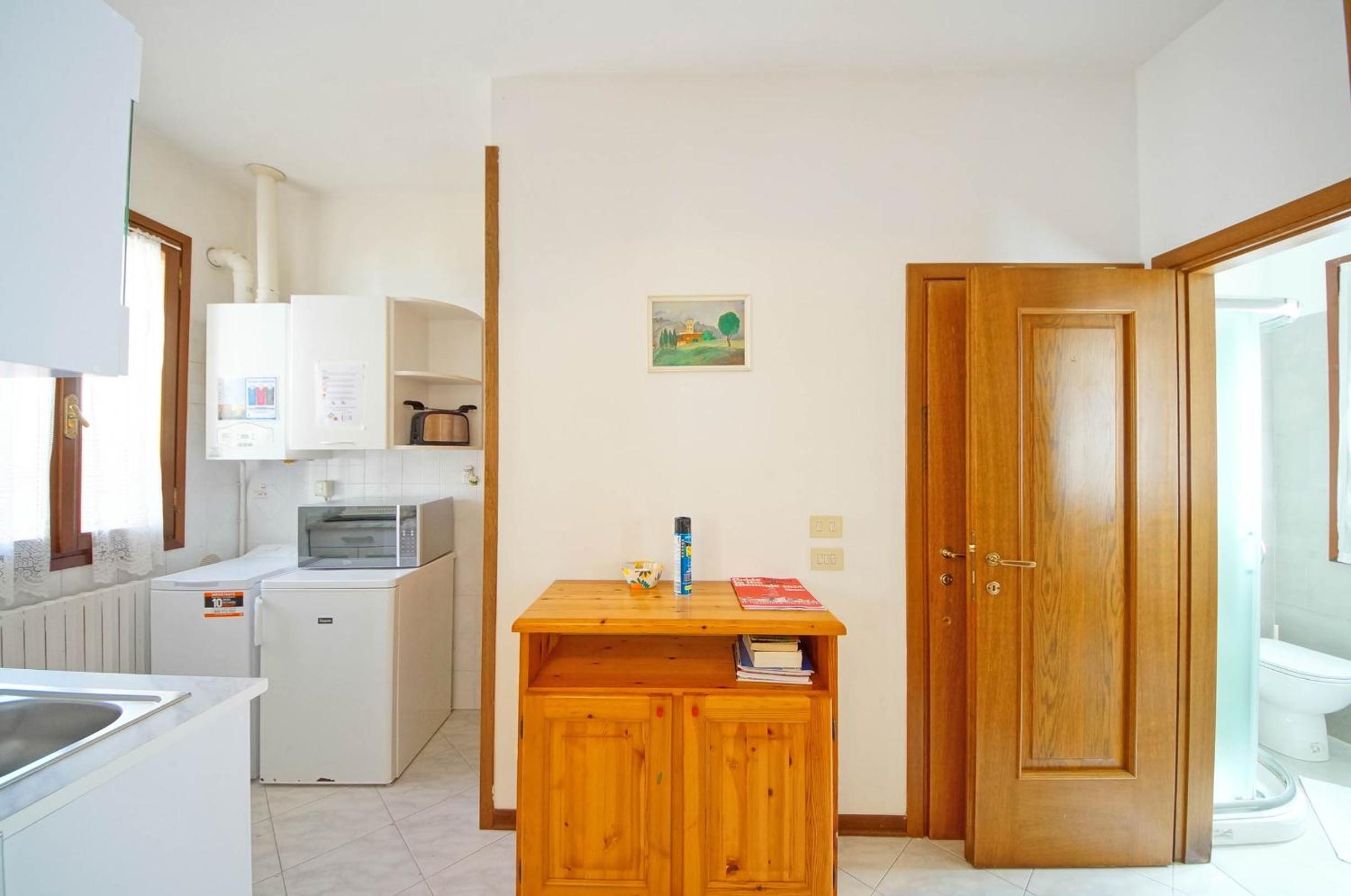 Apartment photo 3