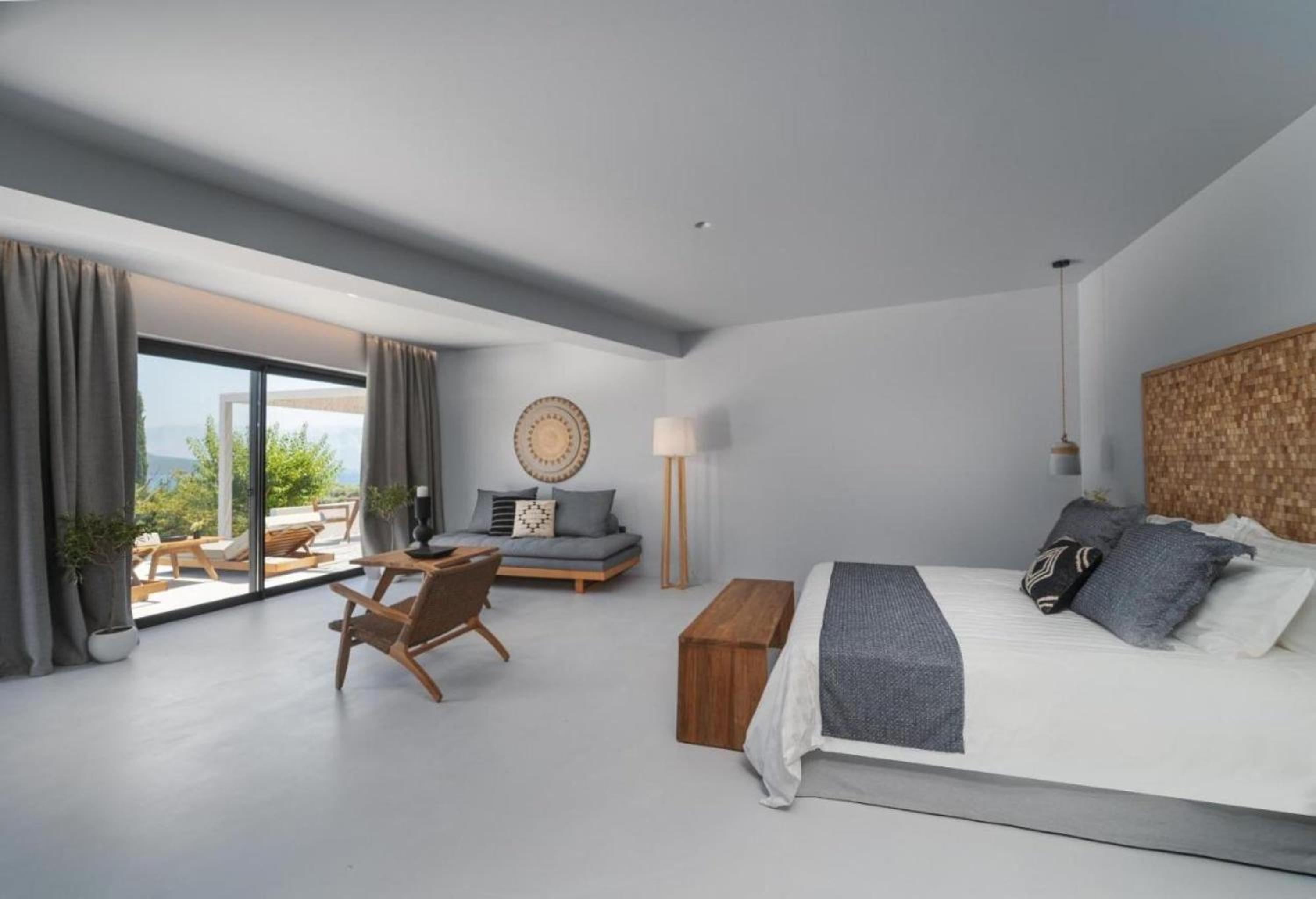 Villa with Private Pool photo 2