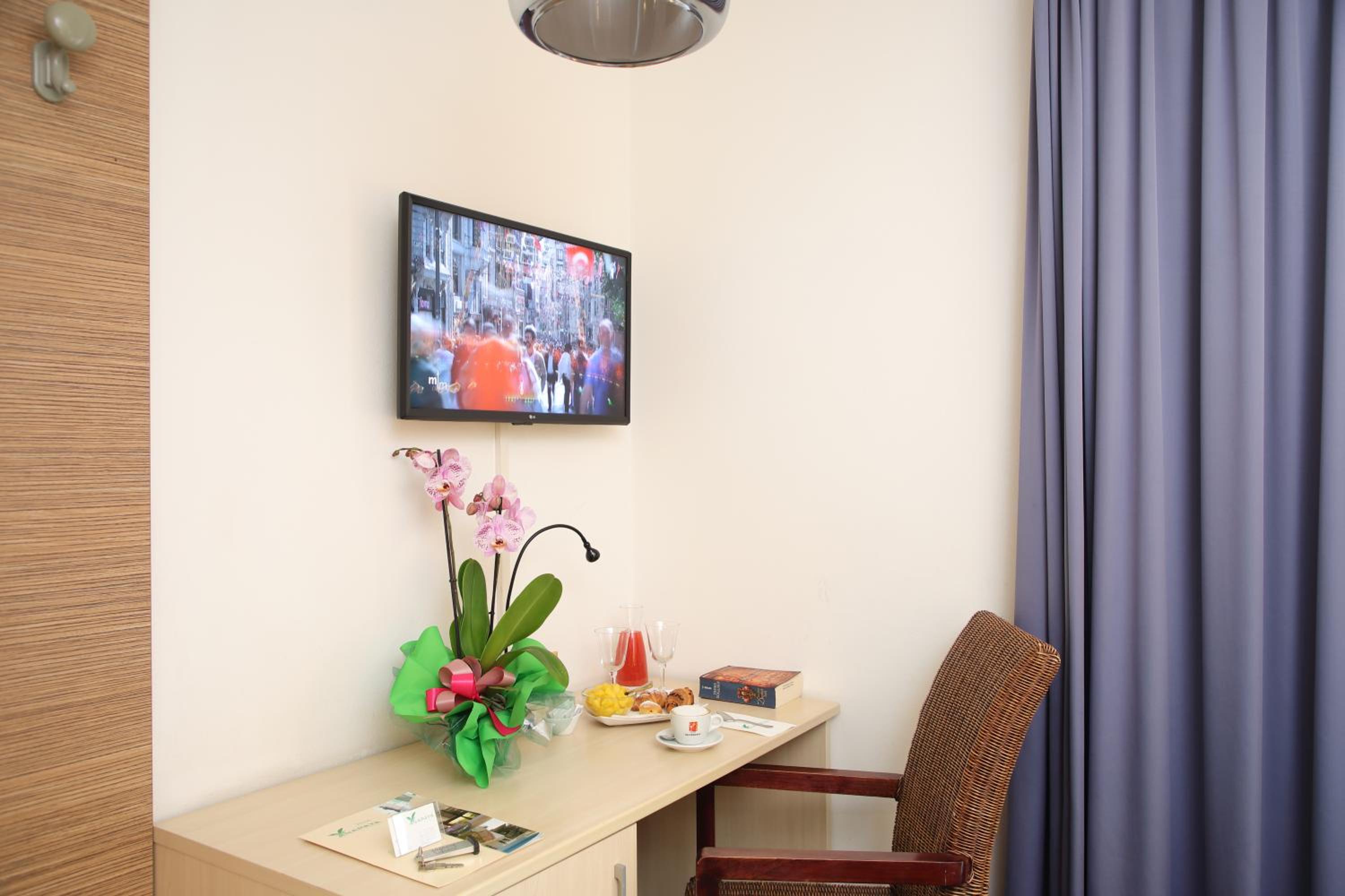 Family Room (3 Adults) with Balcony - Photo 1