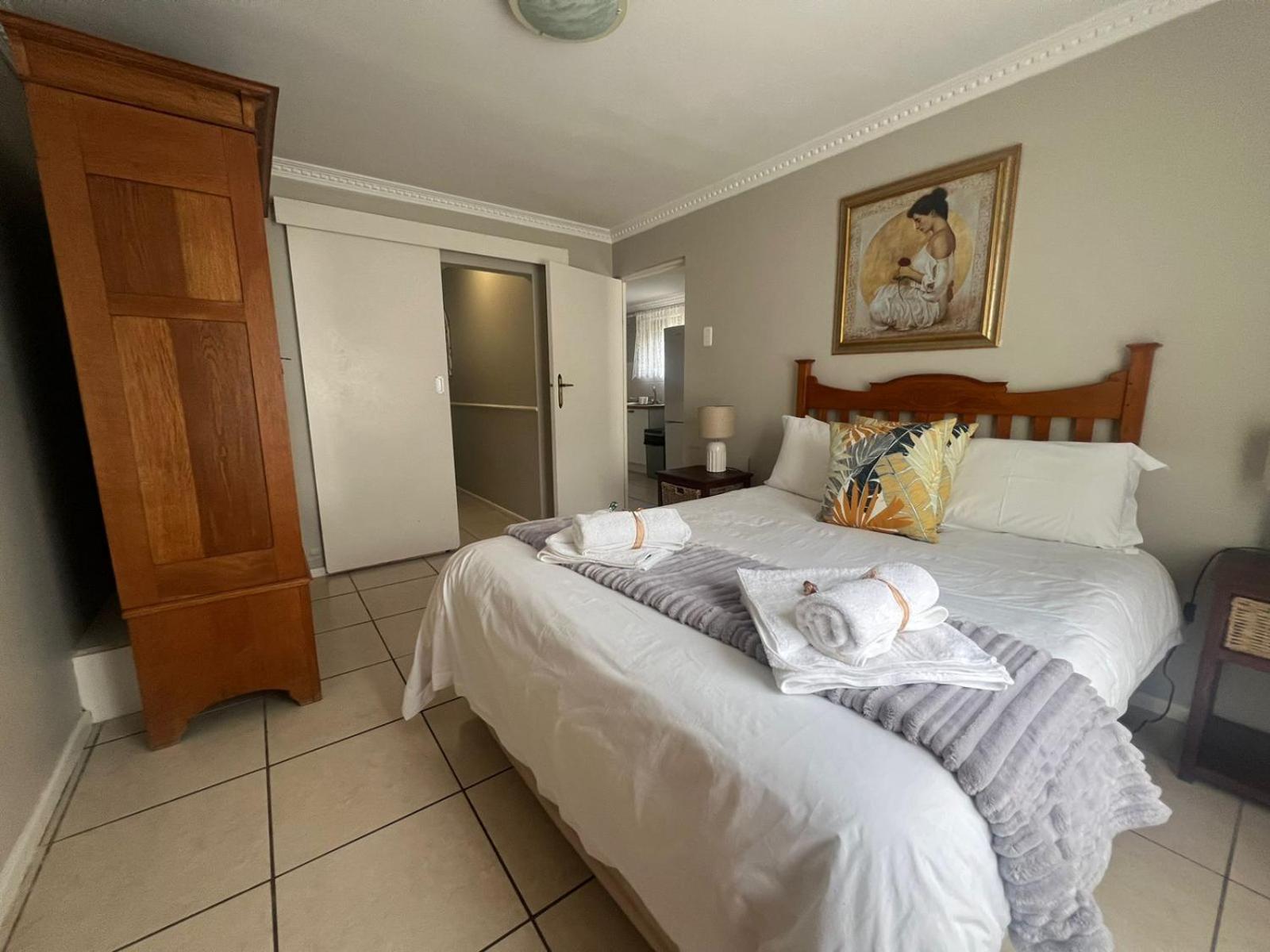 One-Bedroom Apartment - Photo 6