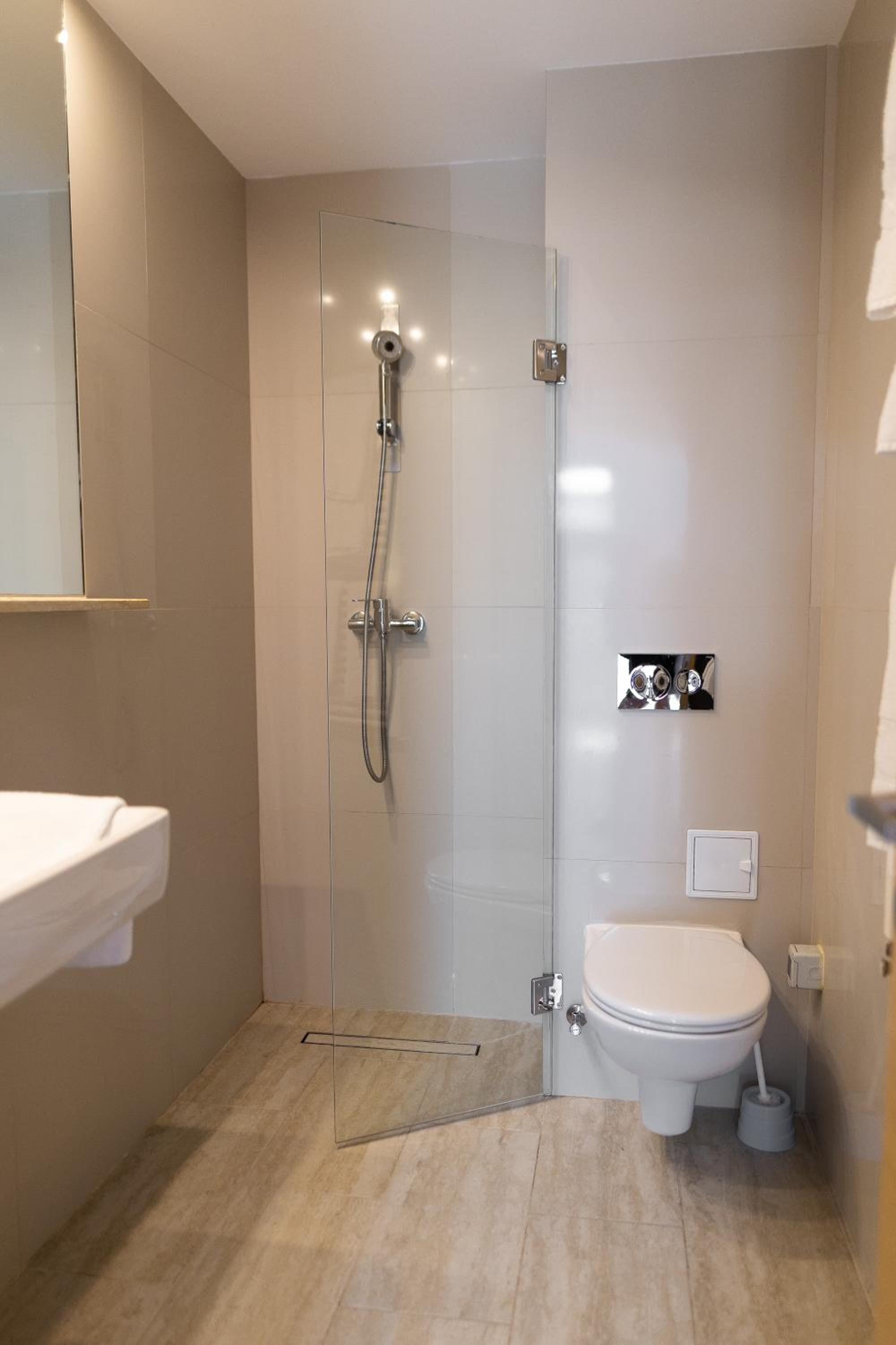 Special Offer - Double or Twin Room - Photo 6