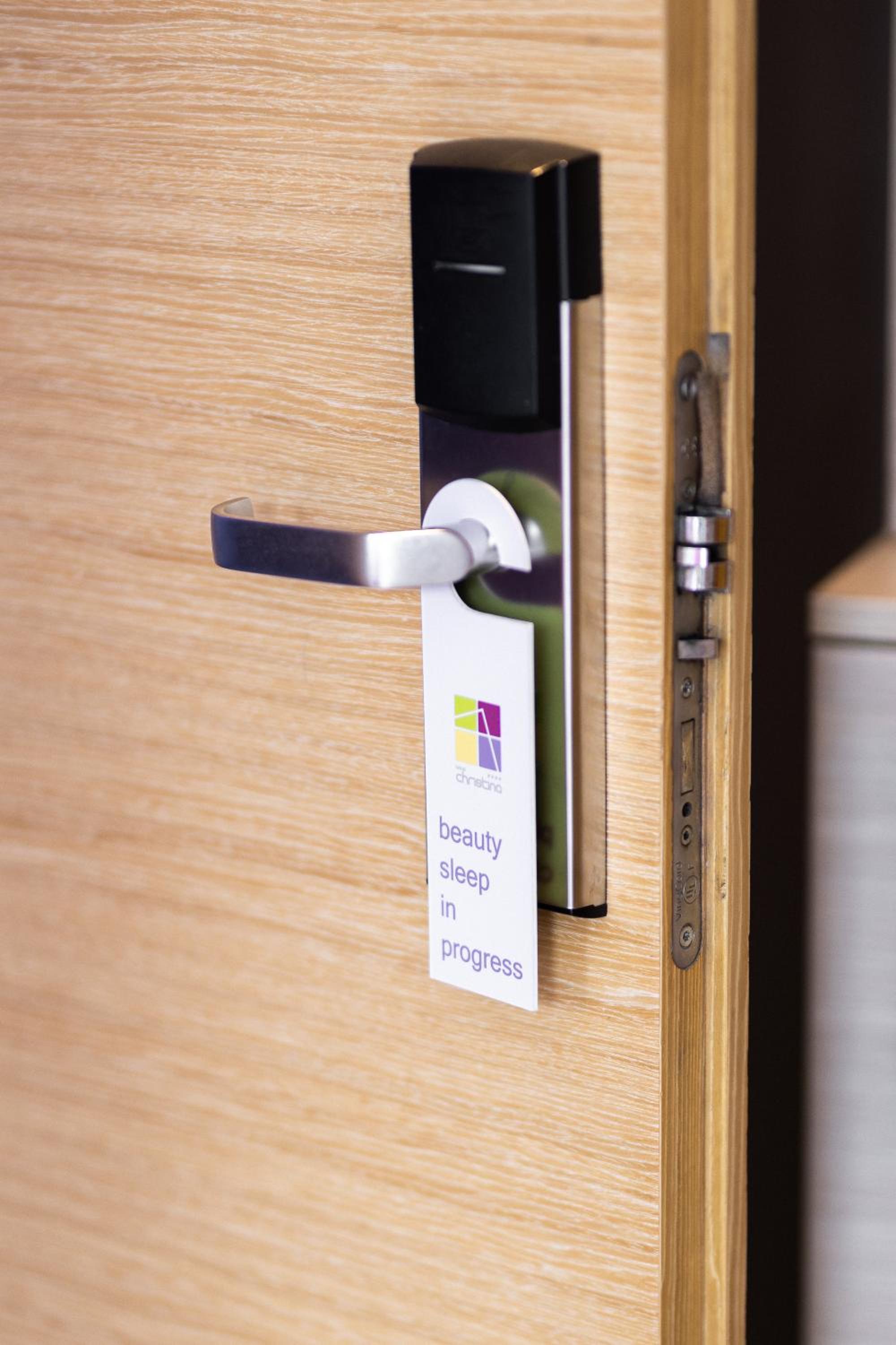 Special Offer - Double or Twin Room - Photo 3