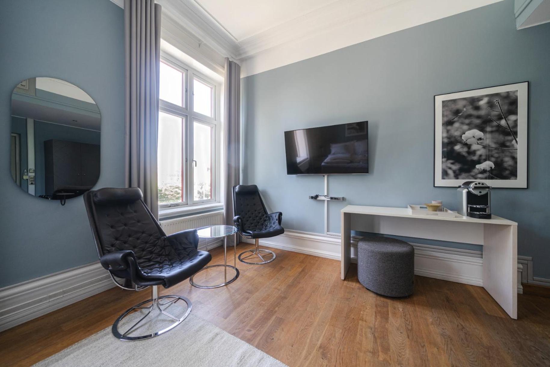 Double Room - Photo 2