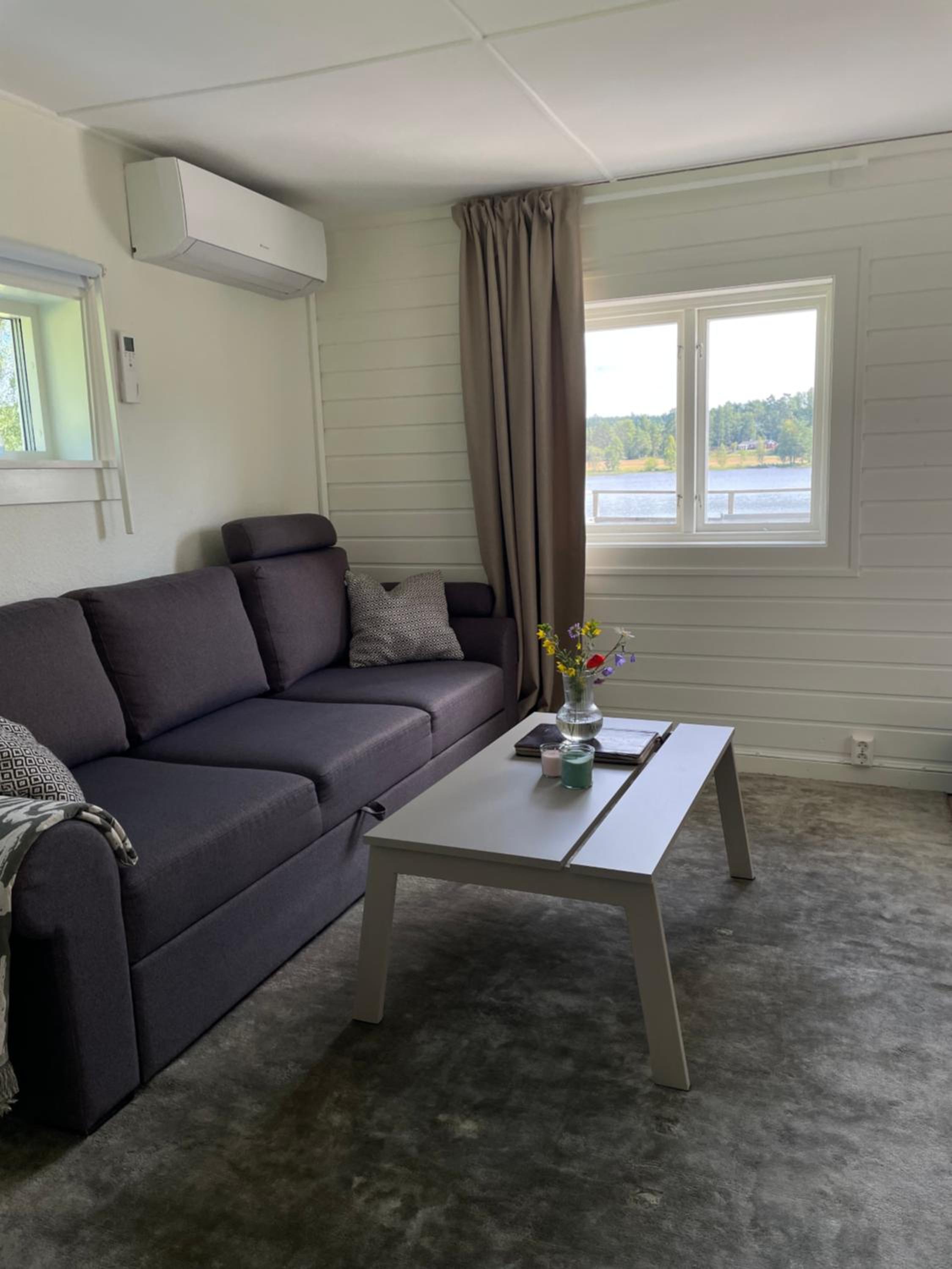 Two-Bedroom House photo 2