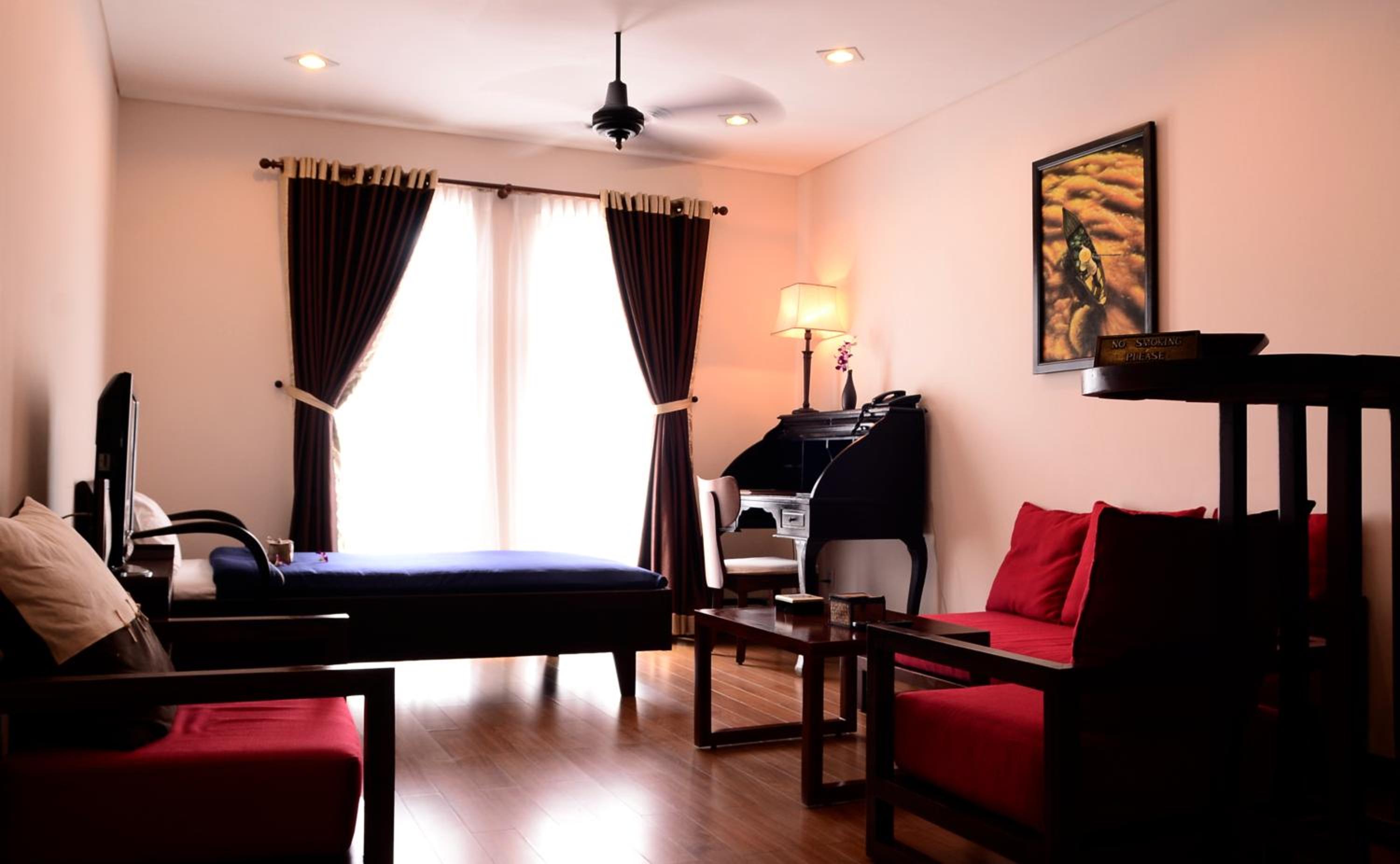 Main Suite - Photo 11