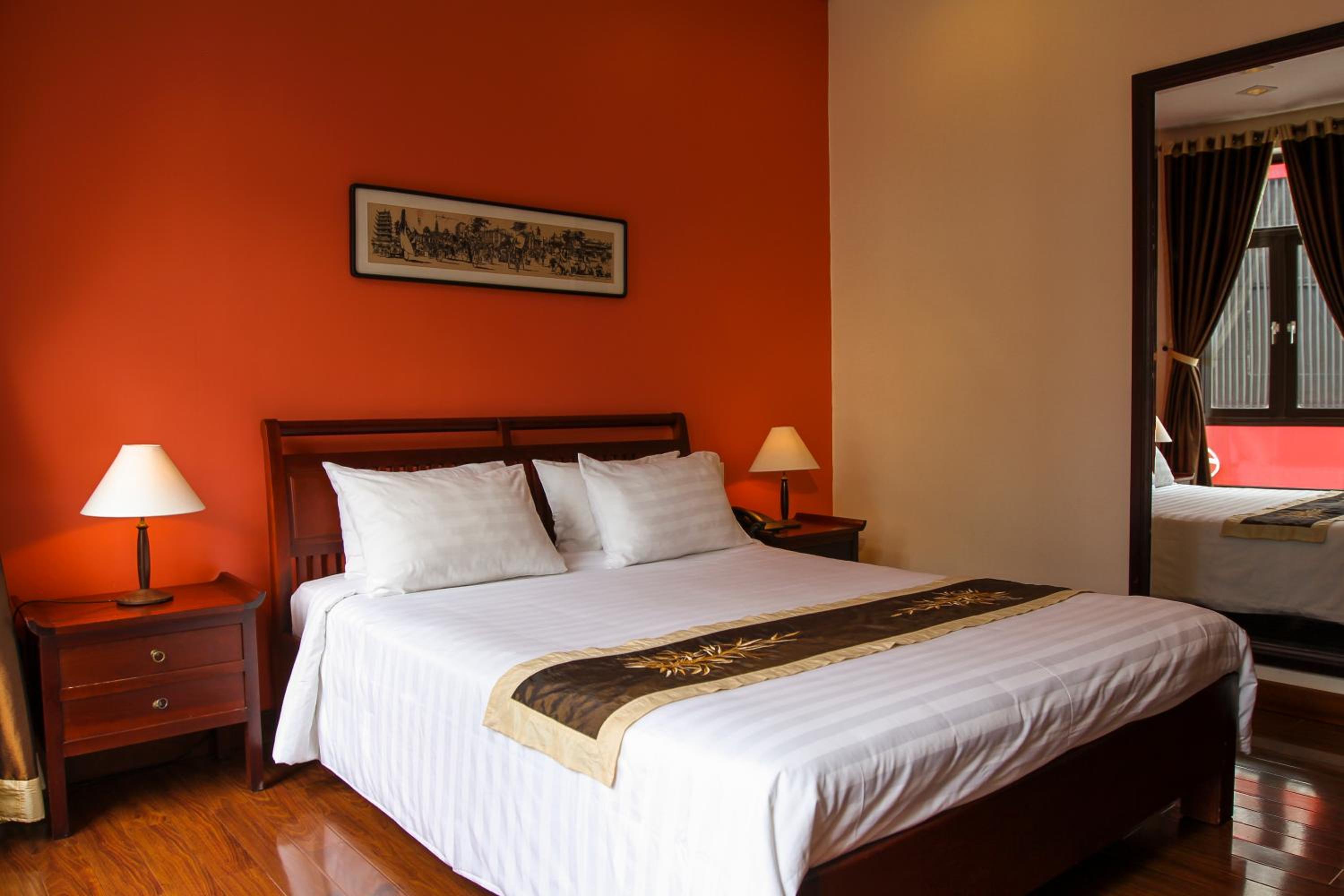 Main Suite - Photo 19