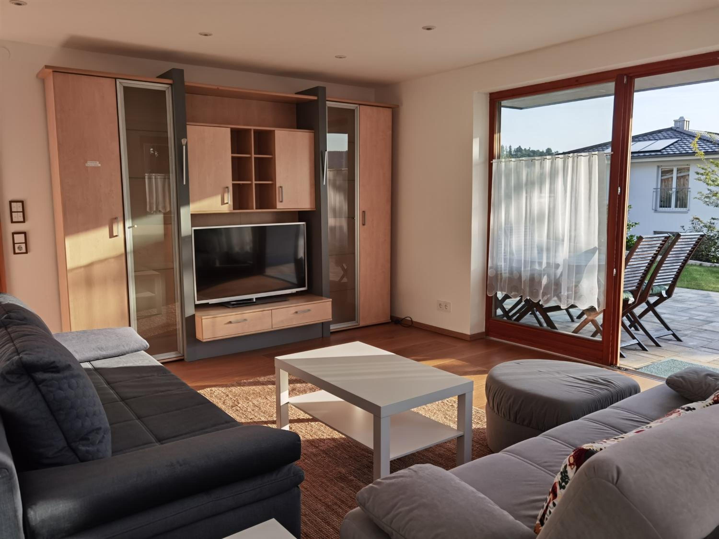 One-Bedroom Apartment with Terrace photo 1
