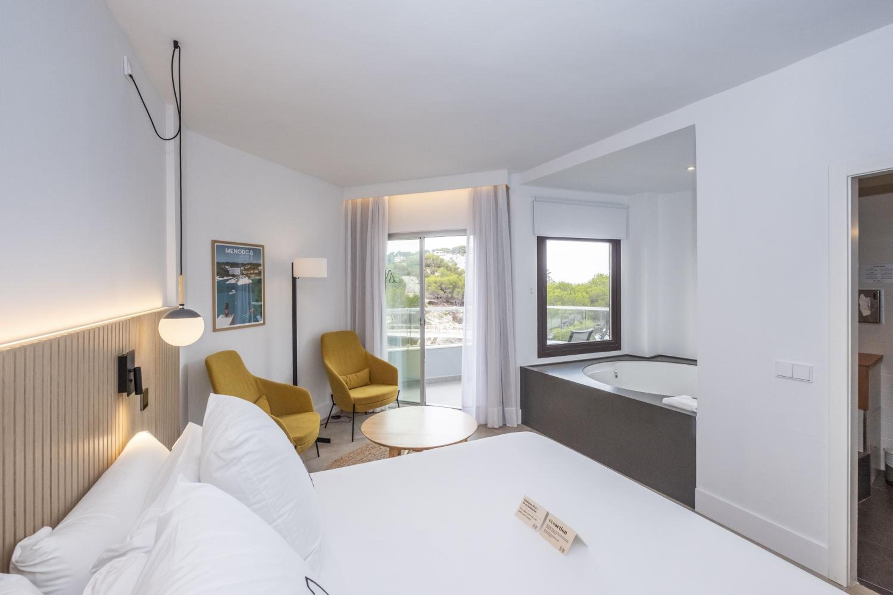 Habitación Doble con Vista al Mar y Bañera de Hidromasaje