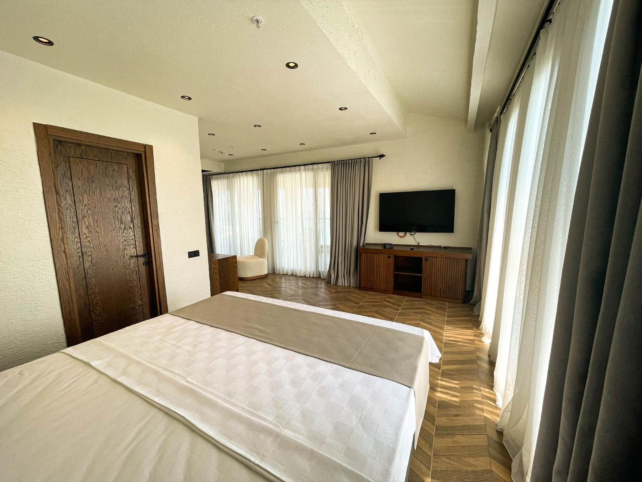 Queen Room with Sea View photo 2