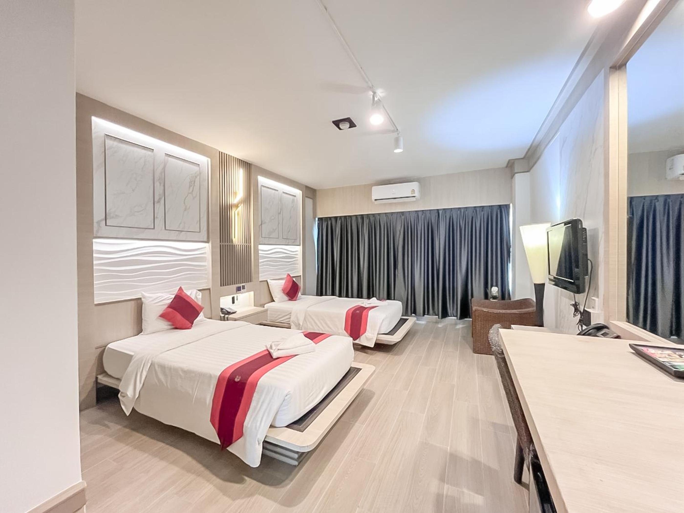 Superior Twin Room photo 3